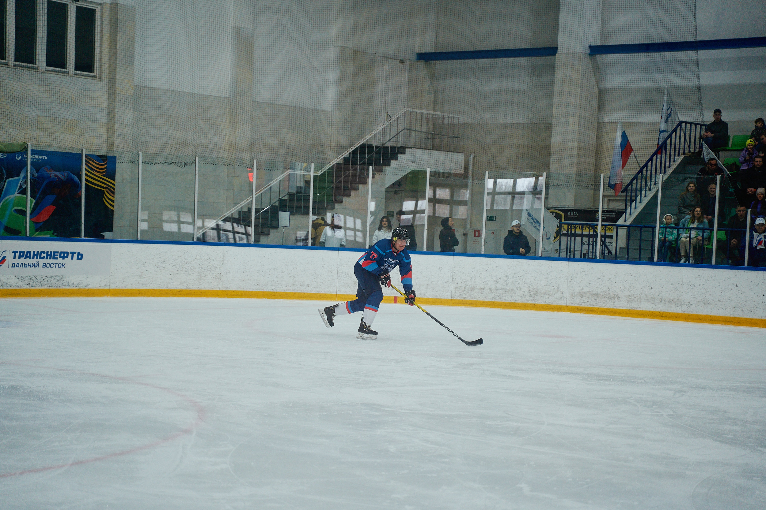 Транснефть и Газпром дружеский матч по хоккею. Фотограф в Хабаровске