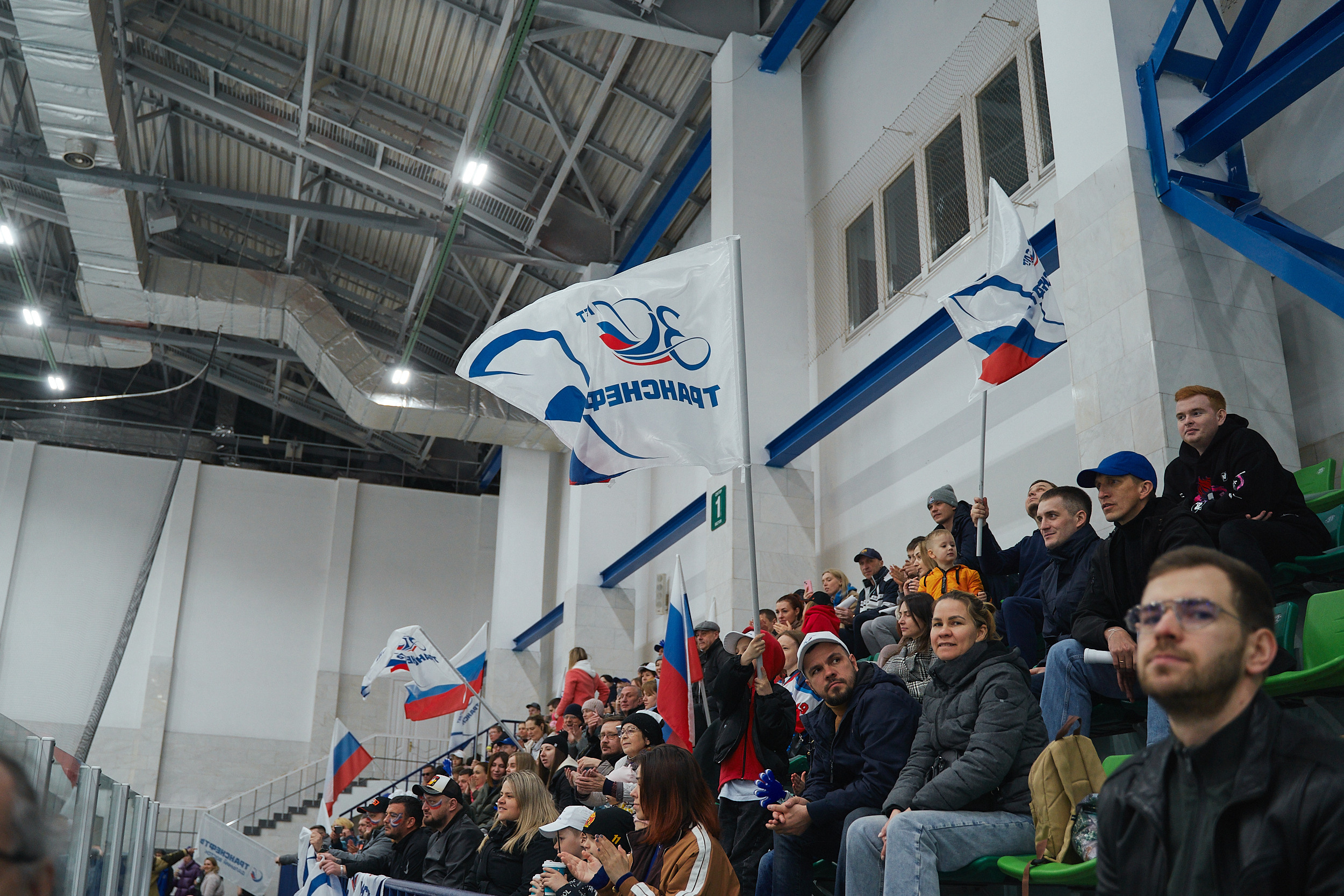 Транснефть и Газпром дружеский матч по хоккею. Фотограф в Хабаровске