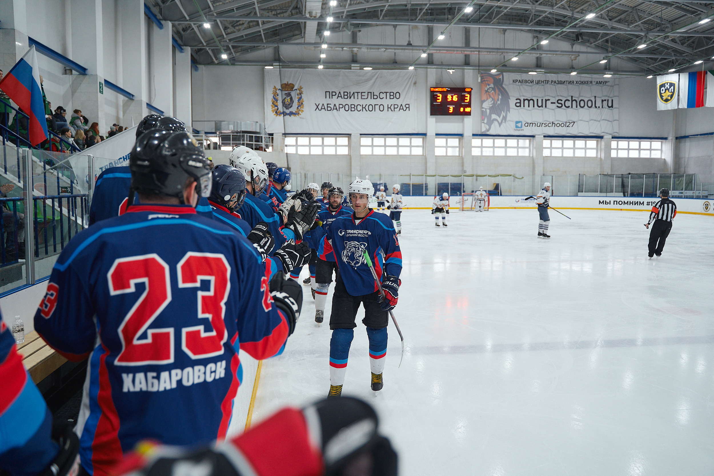Транснефть и Газпром дружеский матч по хоккею. Фотограф в Хабаровске