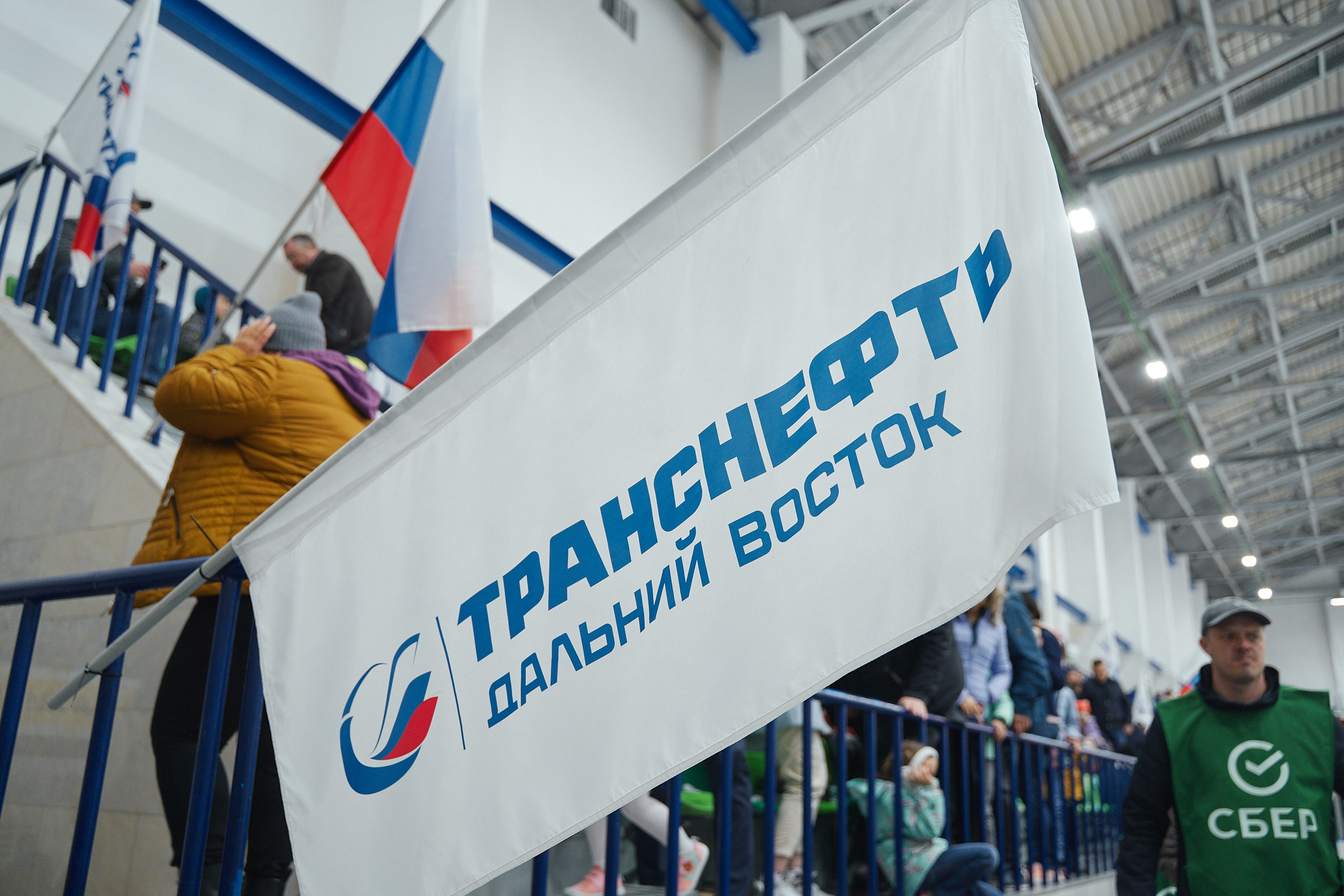 Транснефть и Газпром дружеский матч по хоккею. Фотограф в Хабаровске