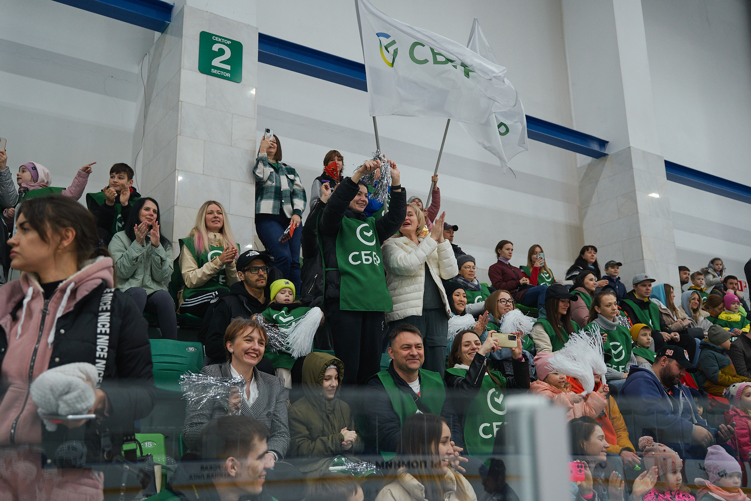 Транснефть и Газпром дружеский матч по хоккею. Фотограф в Хабаровске