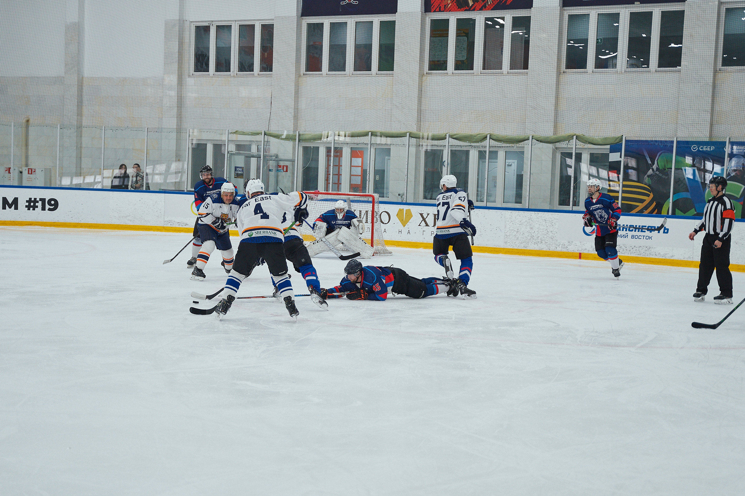 Транснефть и Газпром дружеский матч по хоккею. Фотограф в Хабаровске