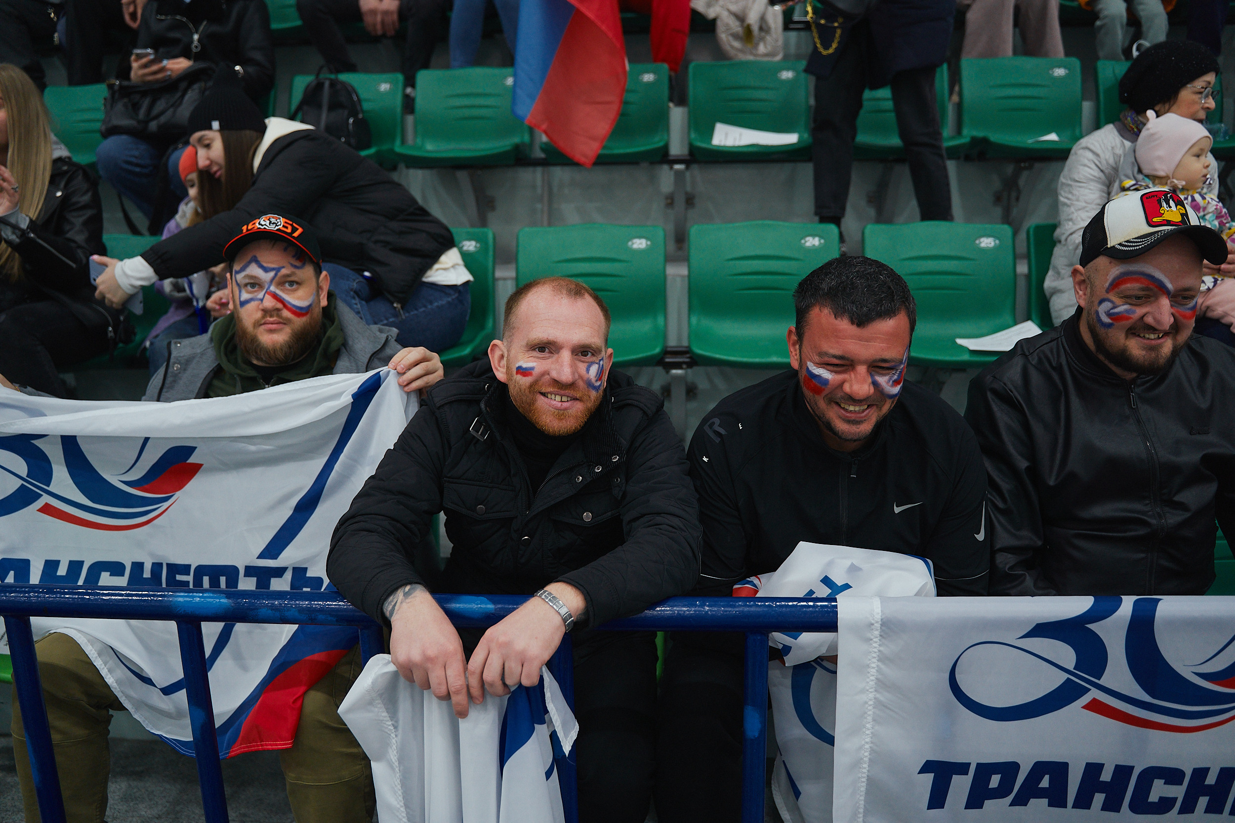 Транснефть и Газпром дружеский матч по хоккею. Фотограф в Хабаровске