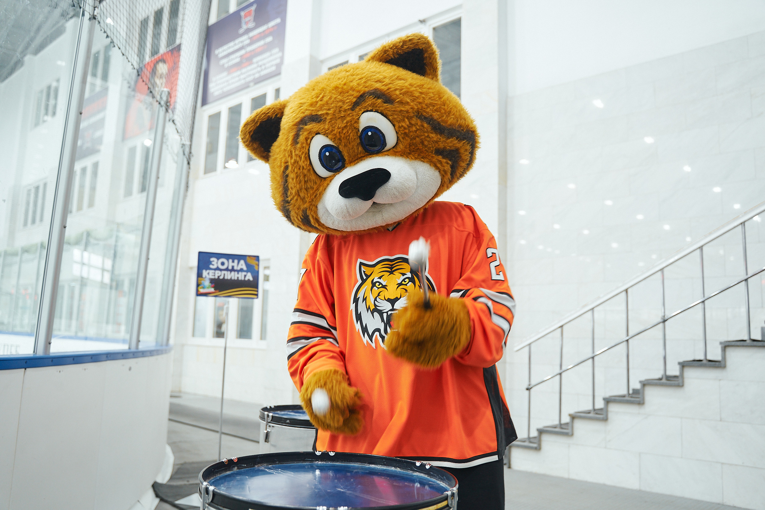 Транснефть и Газпром дружеский матч по хоккею. Фотограф в Хабаровске