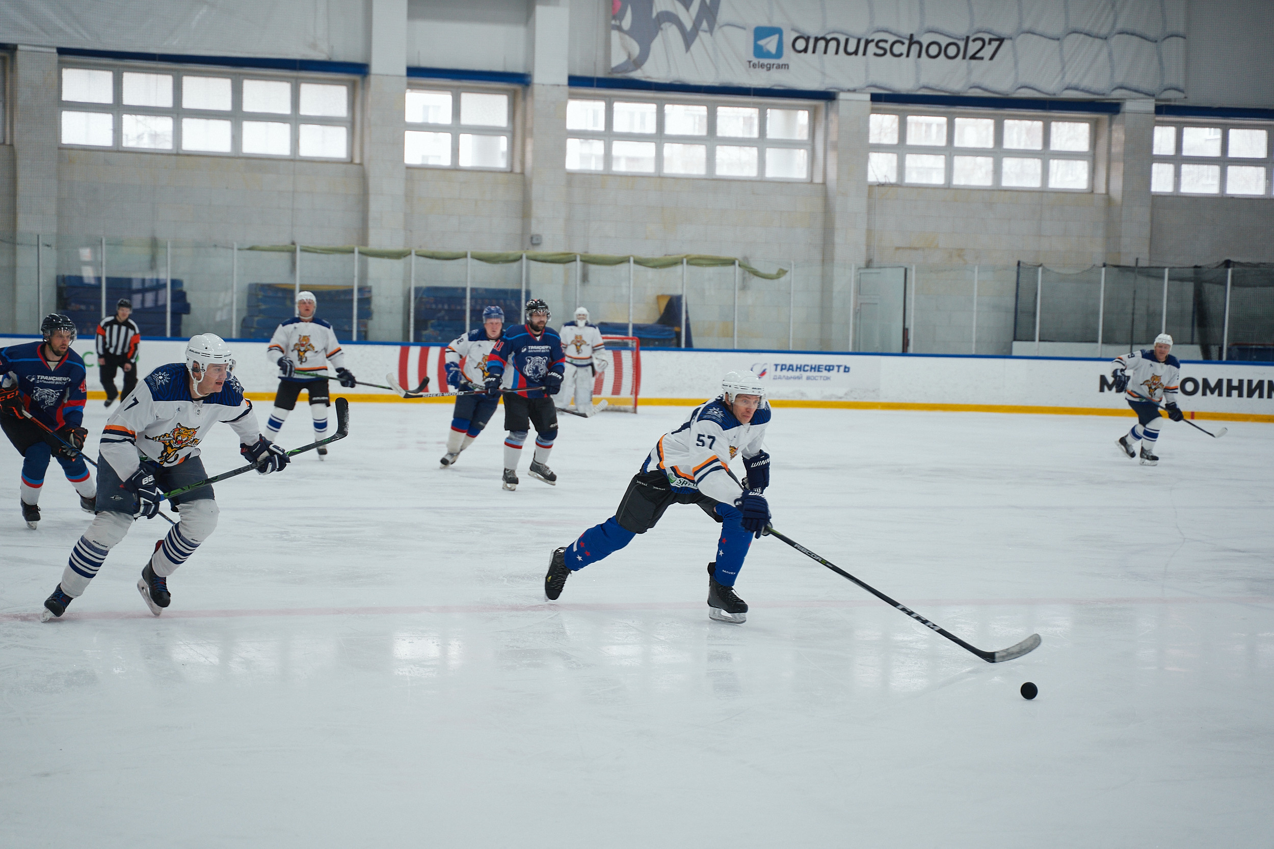 Транснефть и Газпром дружеский матч по хоккею. Фотограф в Хабаровске