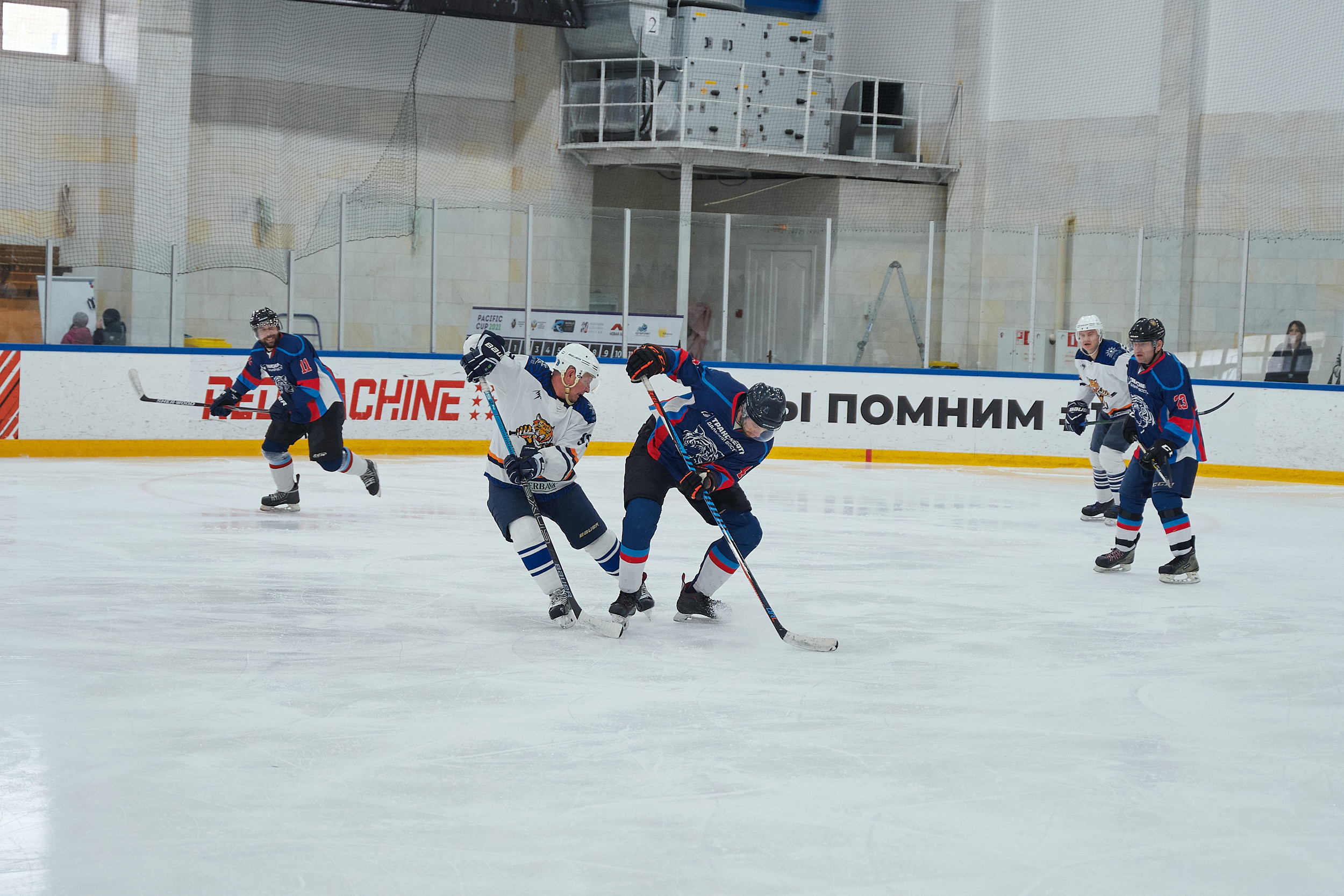 Транснефть и Газпром дружеский матч по хоккею. Фотограф в Хабаровске