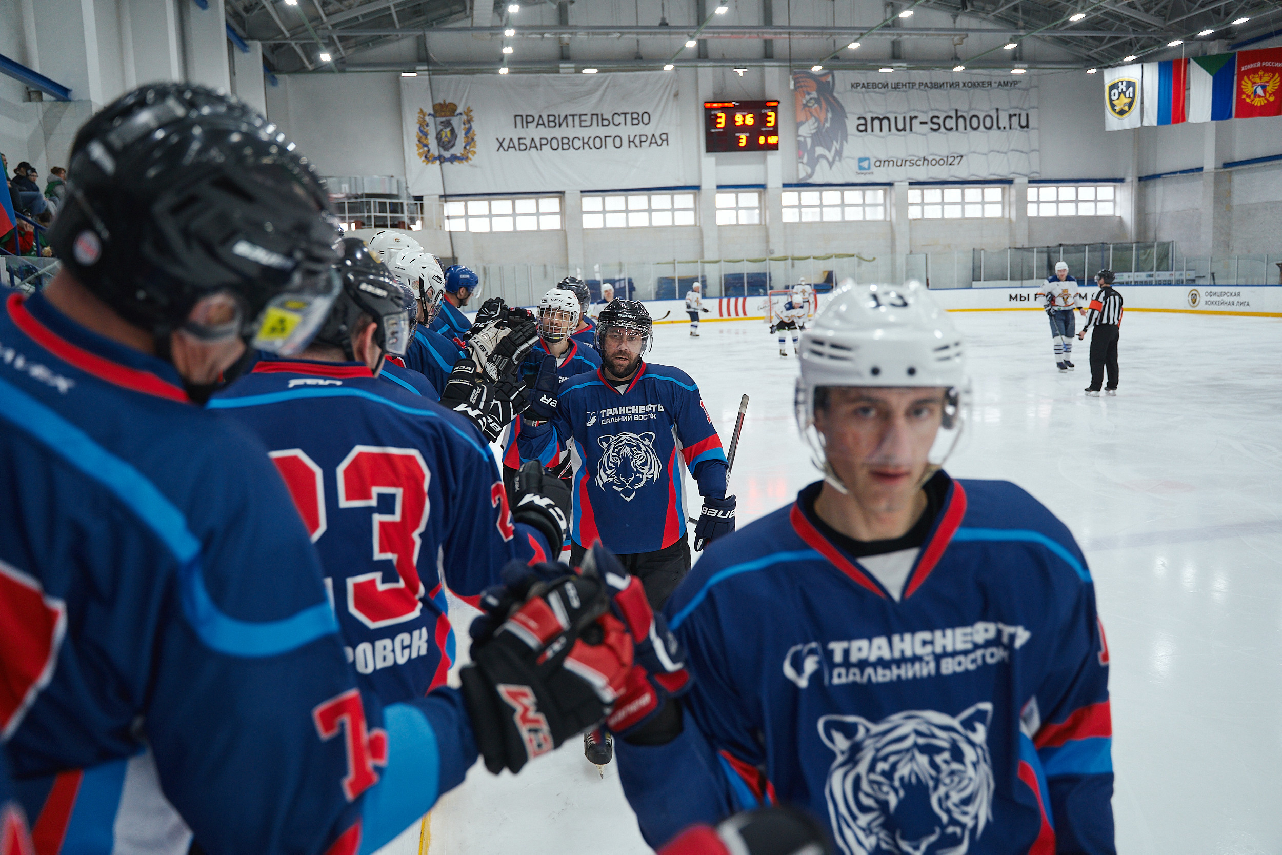 Транснефть и Газпром дружеский матч по хоккею. Фотограф в Хабаровске