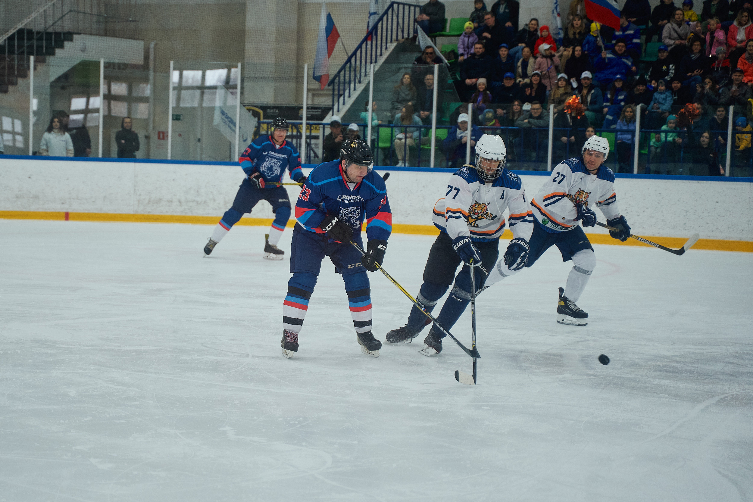 Транснефть и Газпром дружеский матч по хоккею. Фотограф в Хабаровске