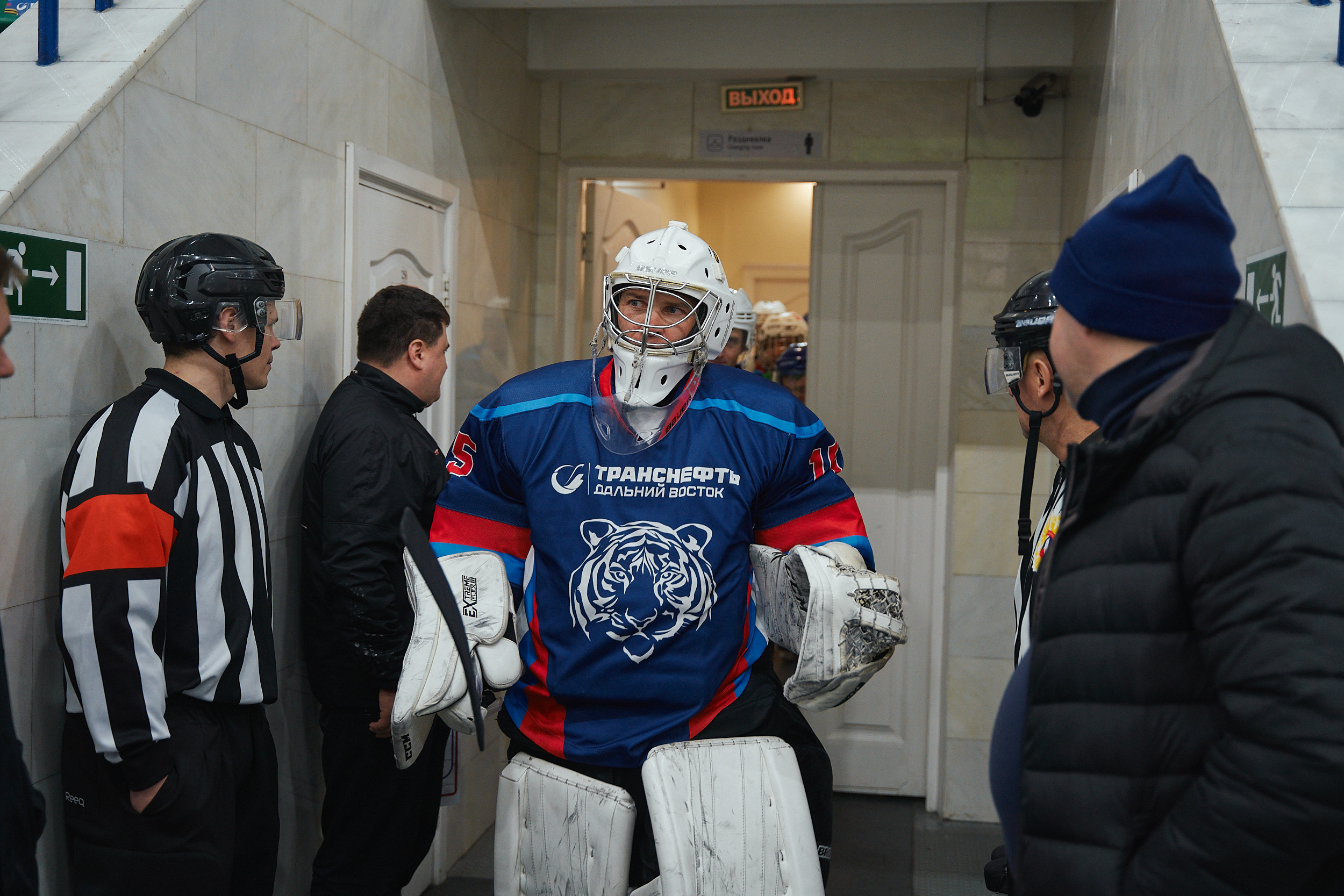 Транснефть и Газпром дружеский матч по хоккею. Фотограф в Хабаровске