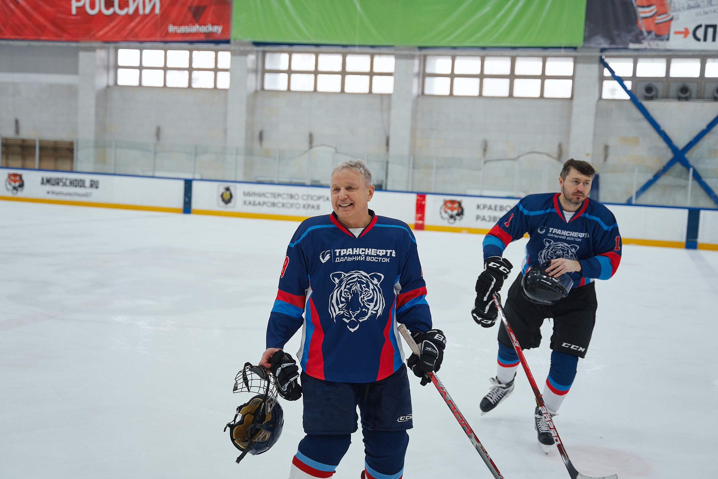 Транснефть и Газпром дружеский матч по хоккею. Фотограф в Хабаровске