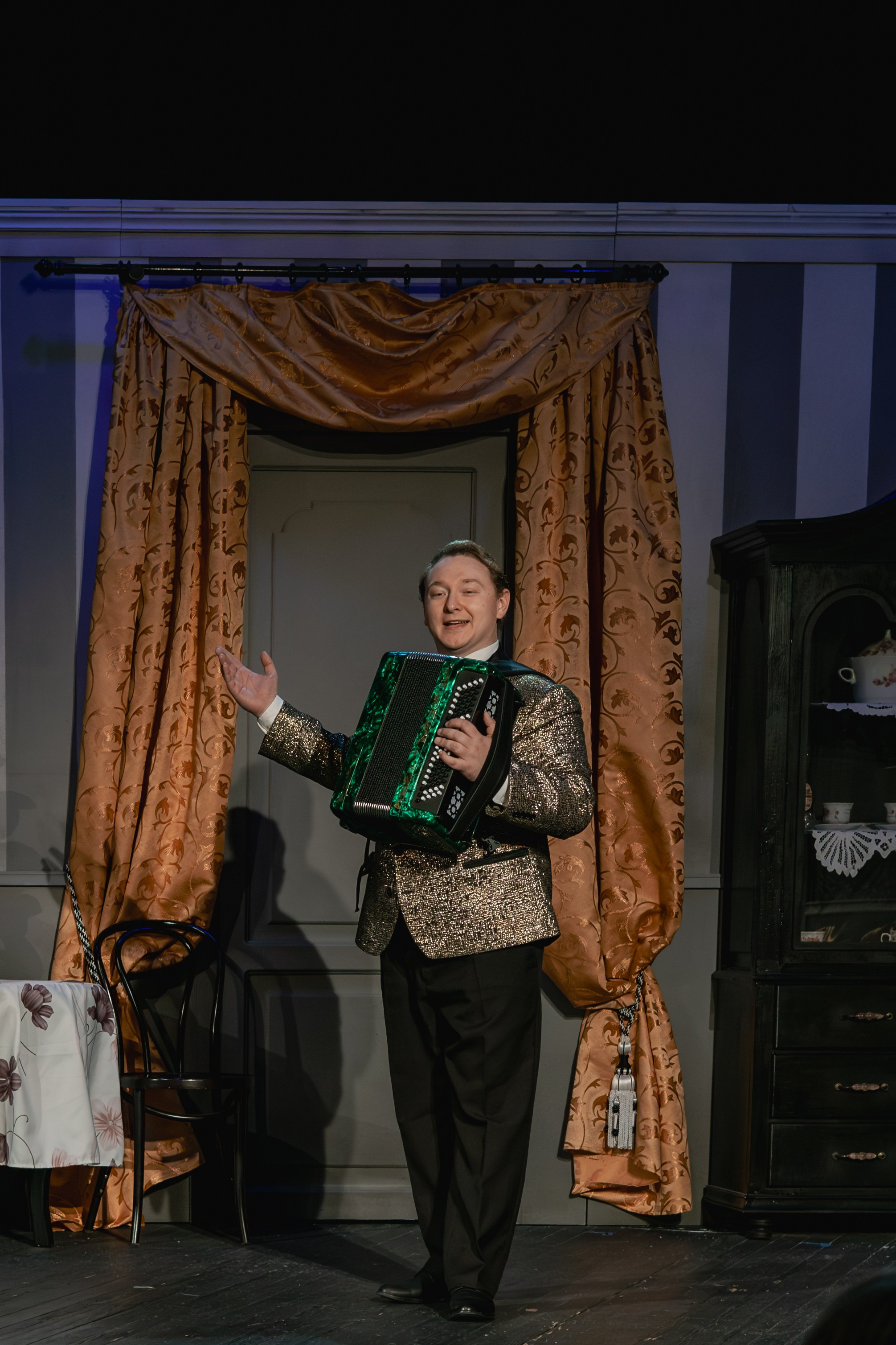 Театр Юного Зрителя «Две свадьбы». Фотограф Марк Файзулин