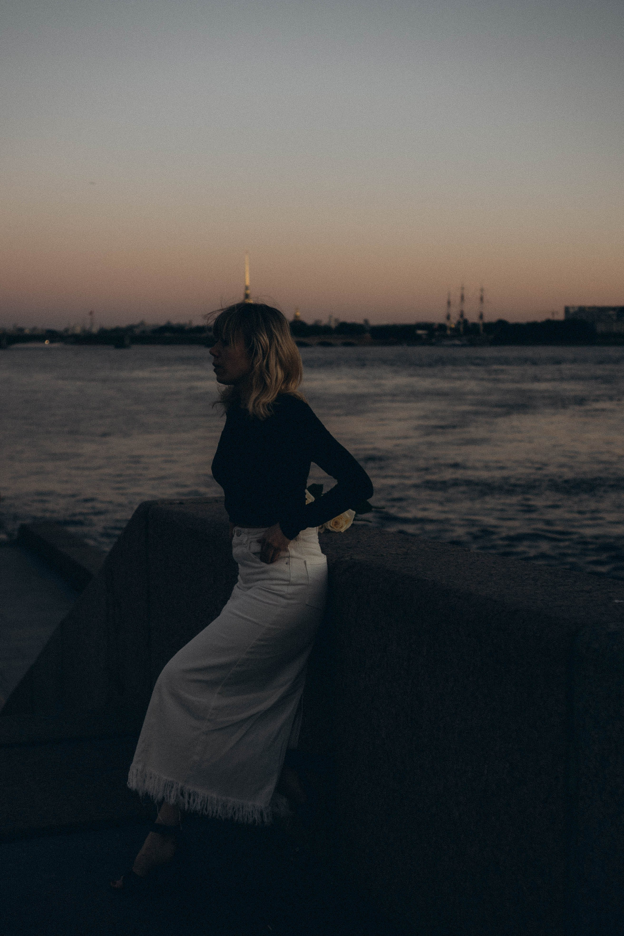 ПРОГУЛКА ПО ГОРОДУ В БЕЛЫЕ НОЧИ (другой вариант). Профессиональный фотограф, Санкт-Петербург — Виктория Богомолова