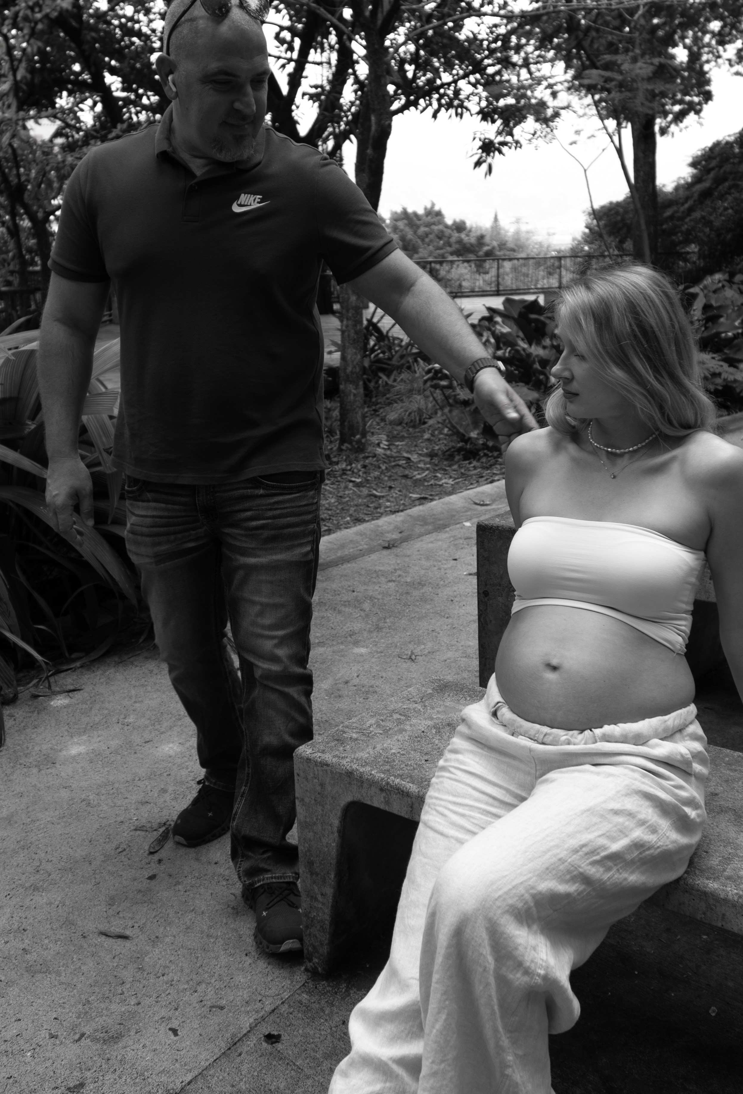 Sasha y «la familia / and the family». Wedding Photographer in Barcelona and Medellin