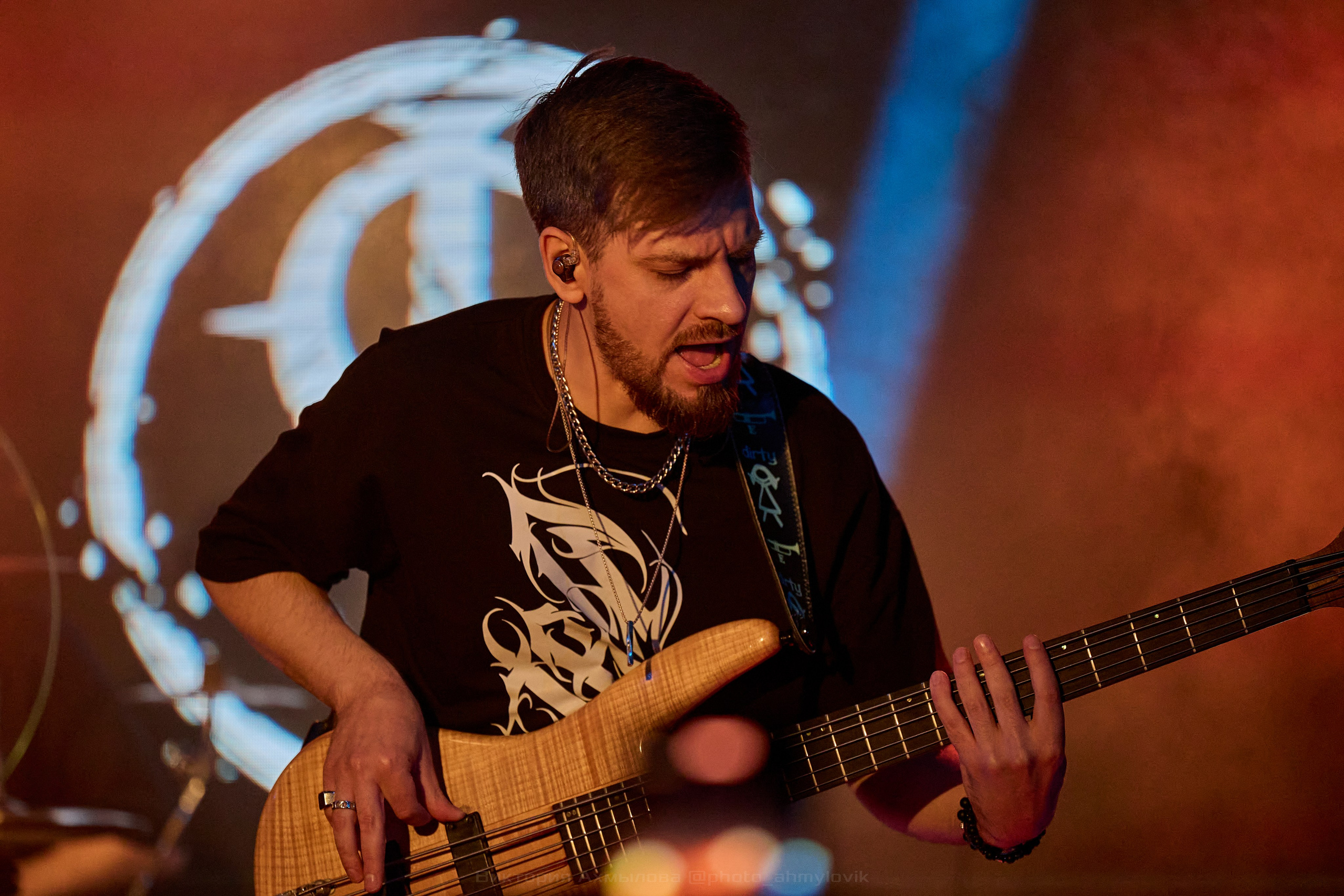 26.06.2024 iOstra 16 Тонн. Виктория Ахмылова. Фотограф в Москве