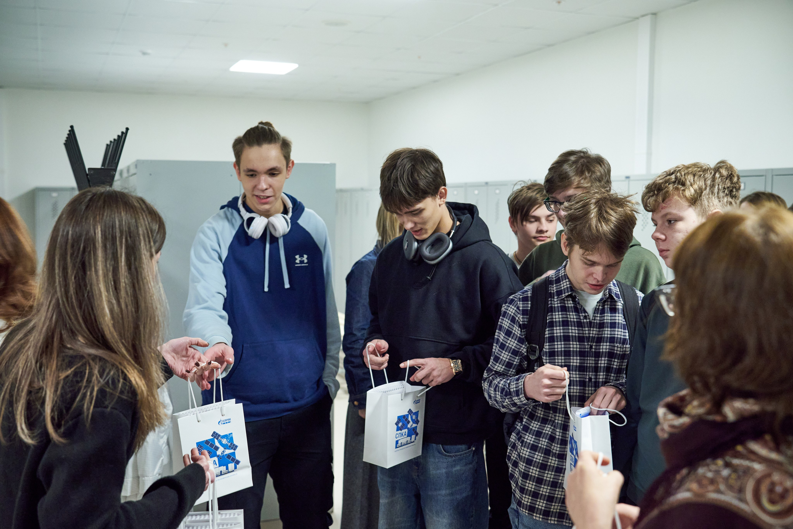 Экскурсия в «Газпром Космические системы». Фотограф Щёлково