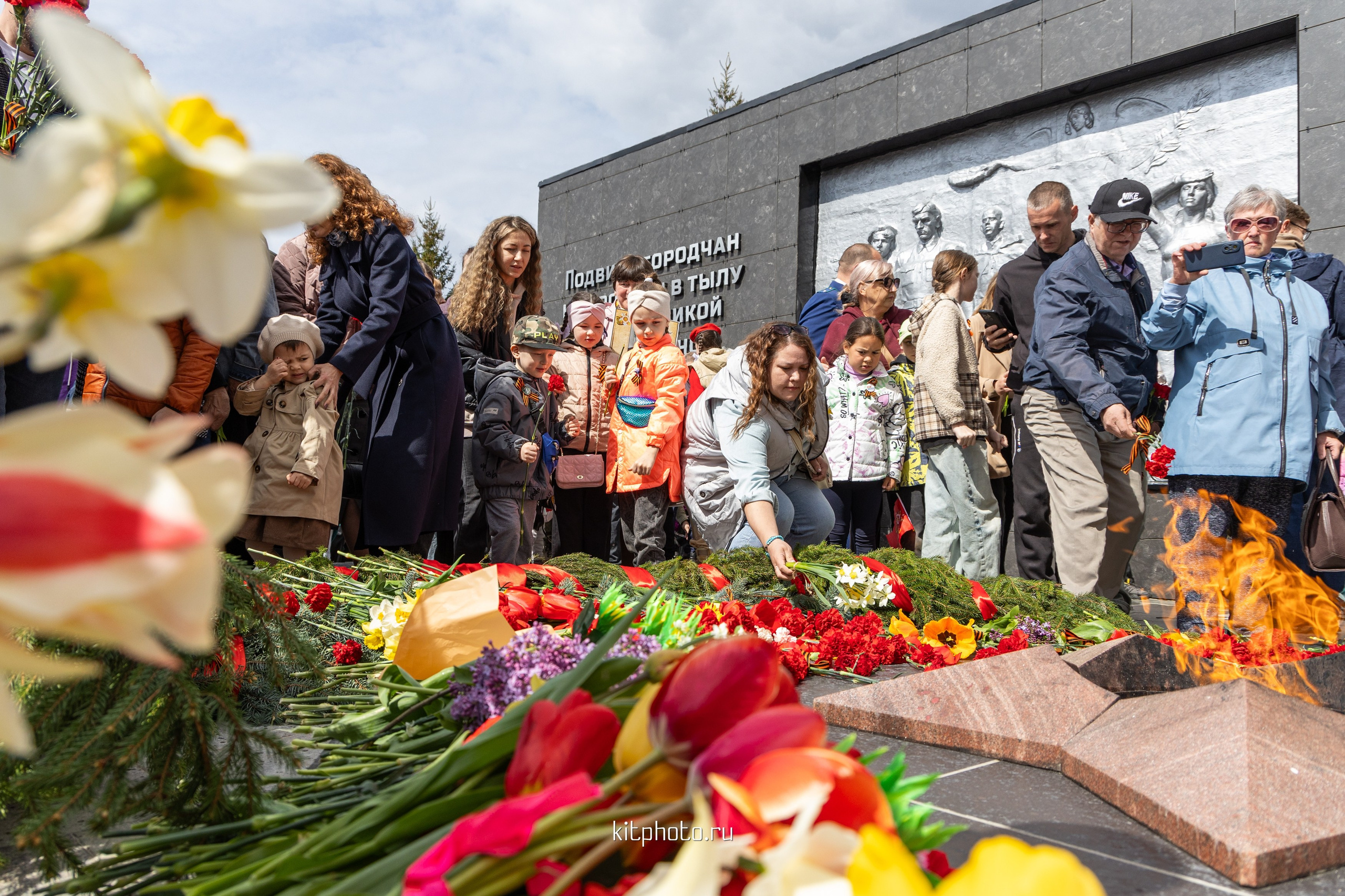 Фотосъёмка Дня Победы 2025 в Городце | Репортаж от KitPhoto. Фотограф Нижний Новгород Мария Китаева