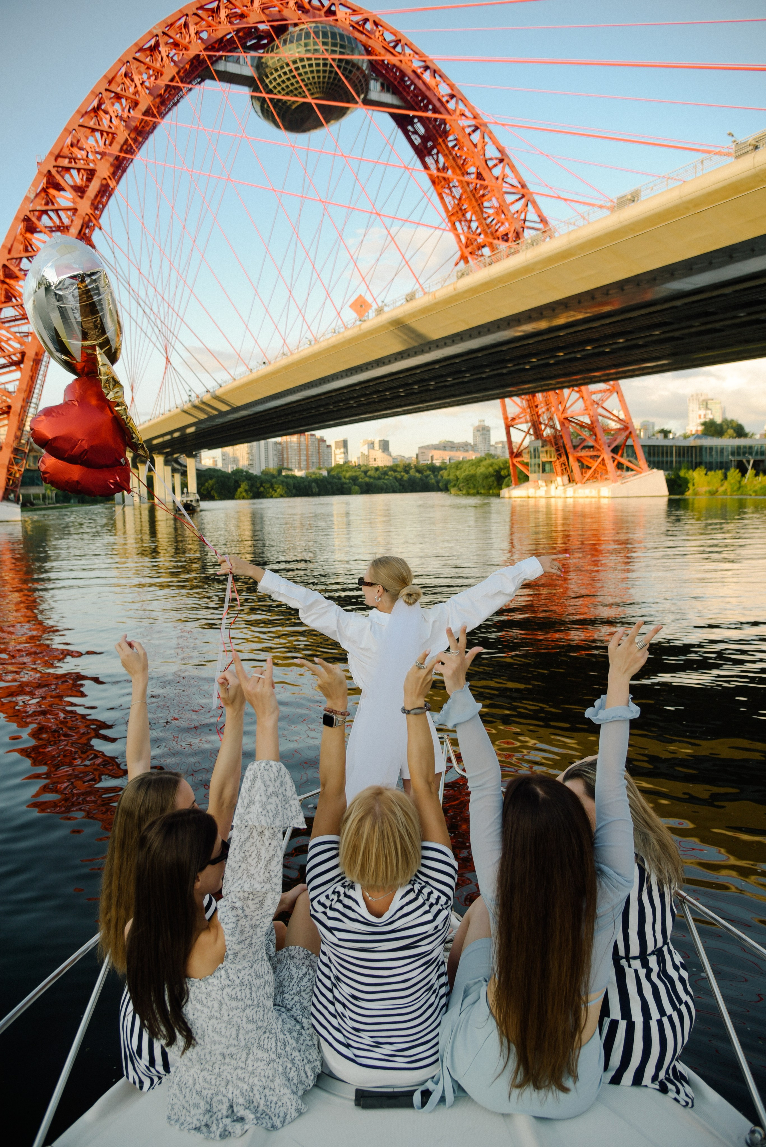 Девичник на яхте. Фотограф Лола Волна, город Москва