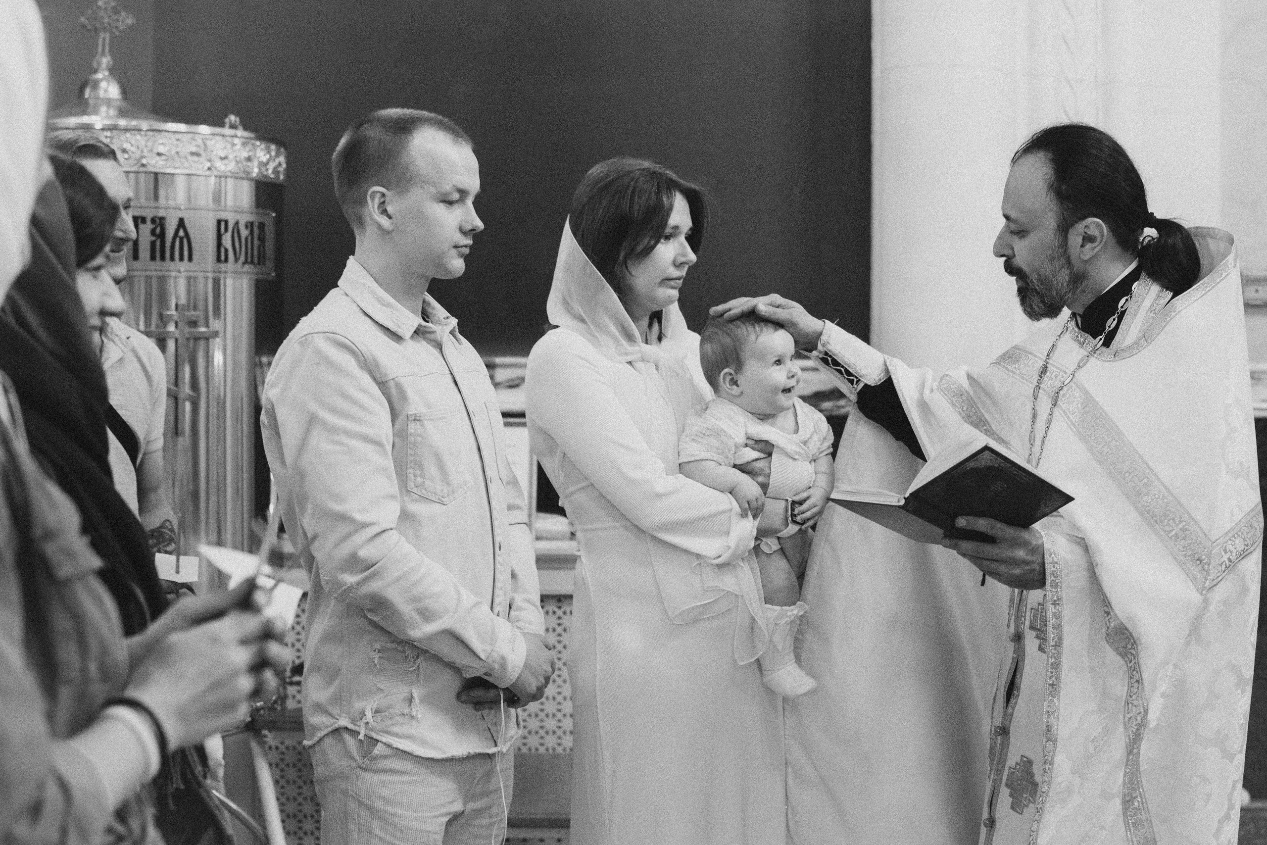 Съёмка Таинства Крещения. Семейный фотограф и видеограф Алёна Ким