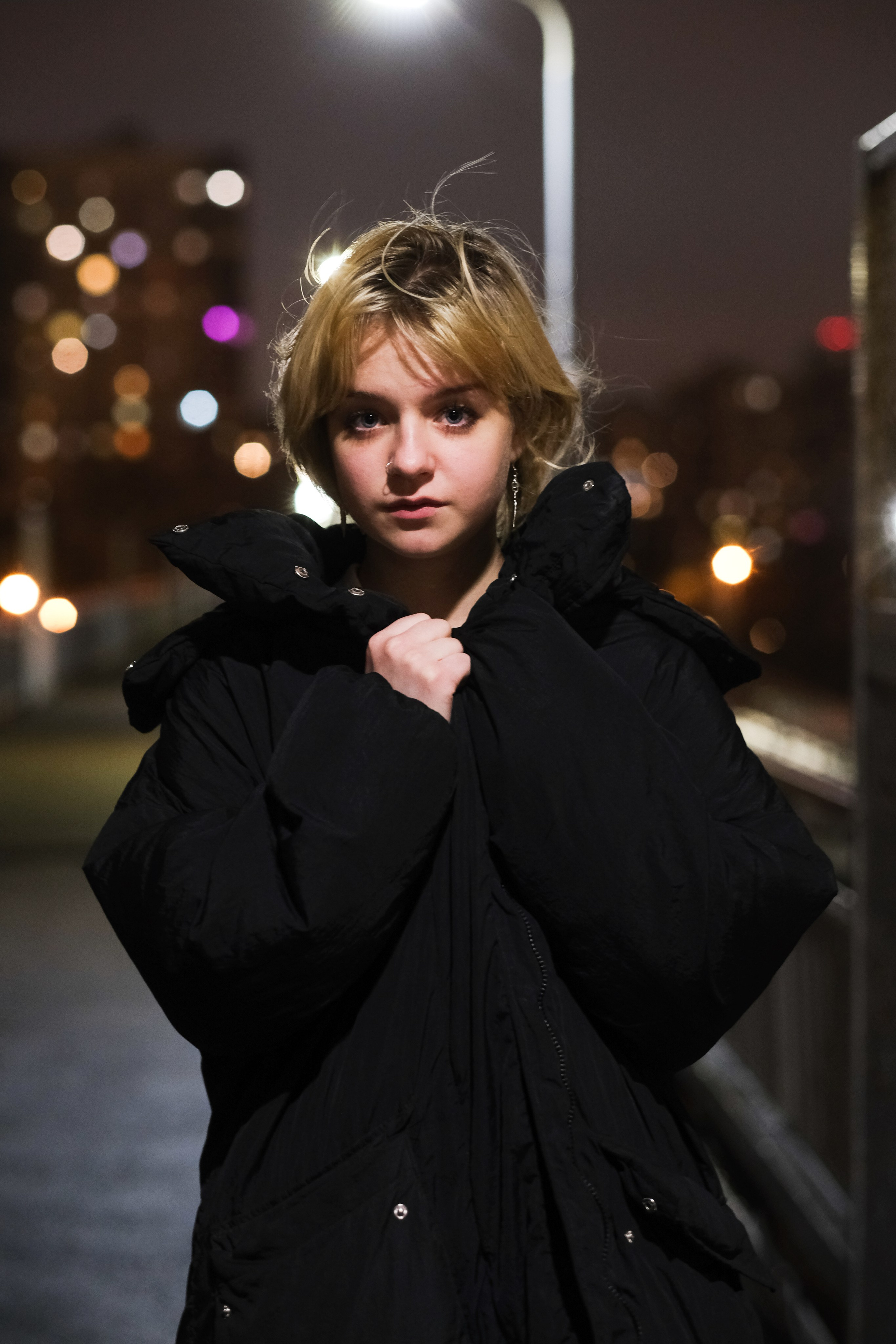 Кристина у электричек. Креативный фотограф в Москве Арапова Виталия