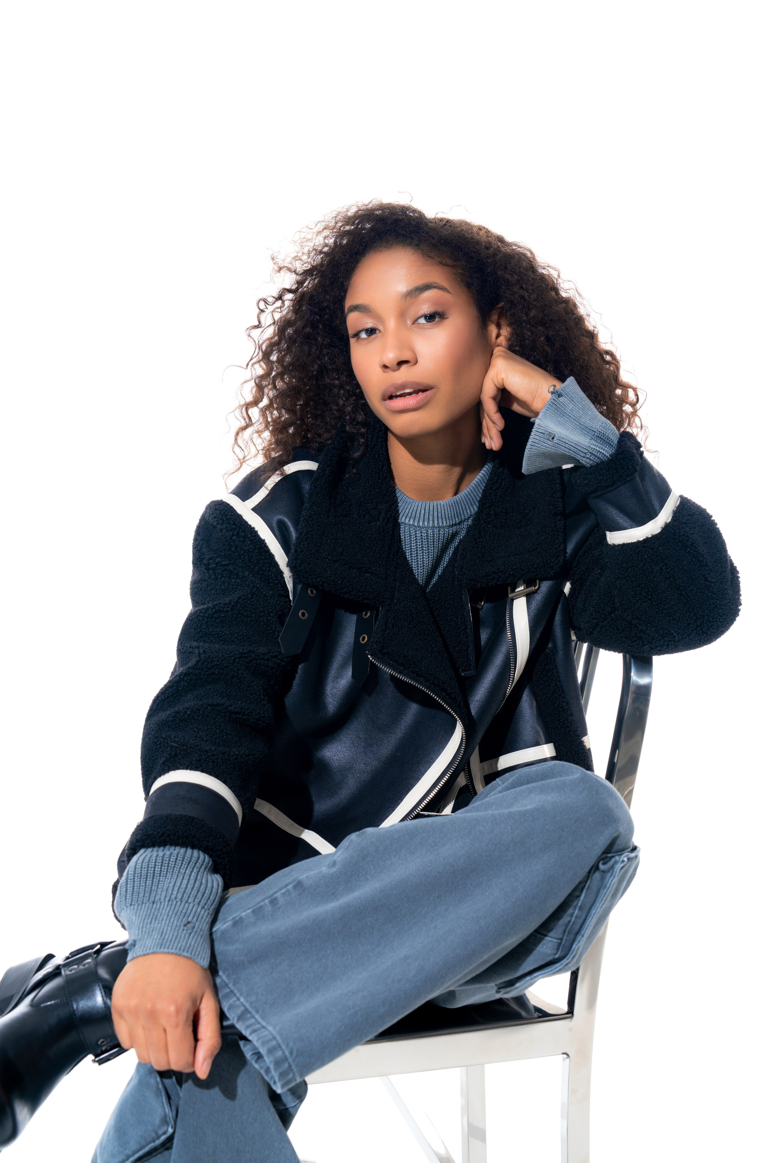 ElectraStyle Winter 2024. Ретушёр. Портретная и предметная съёмка. Москва