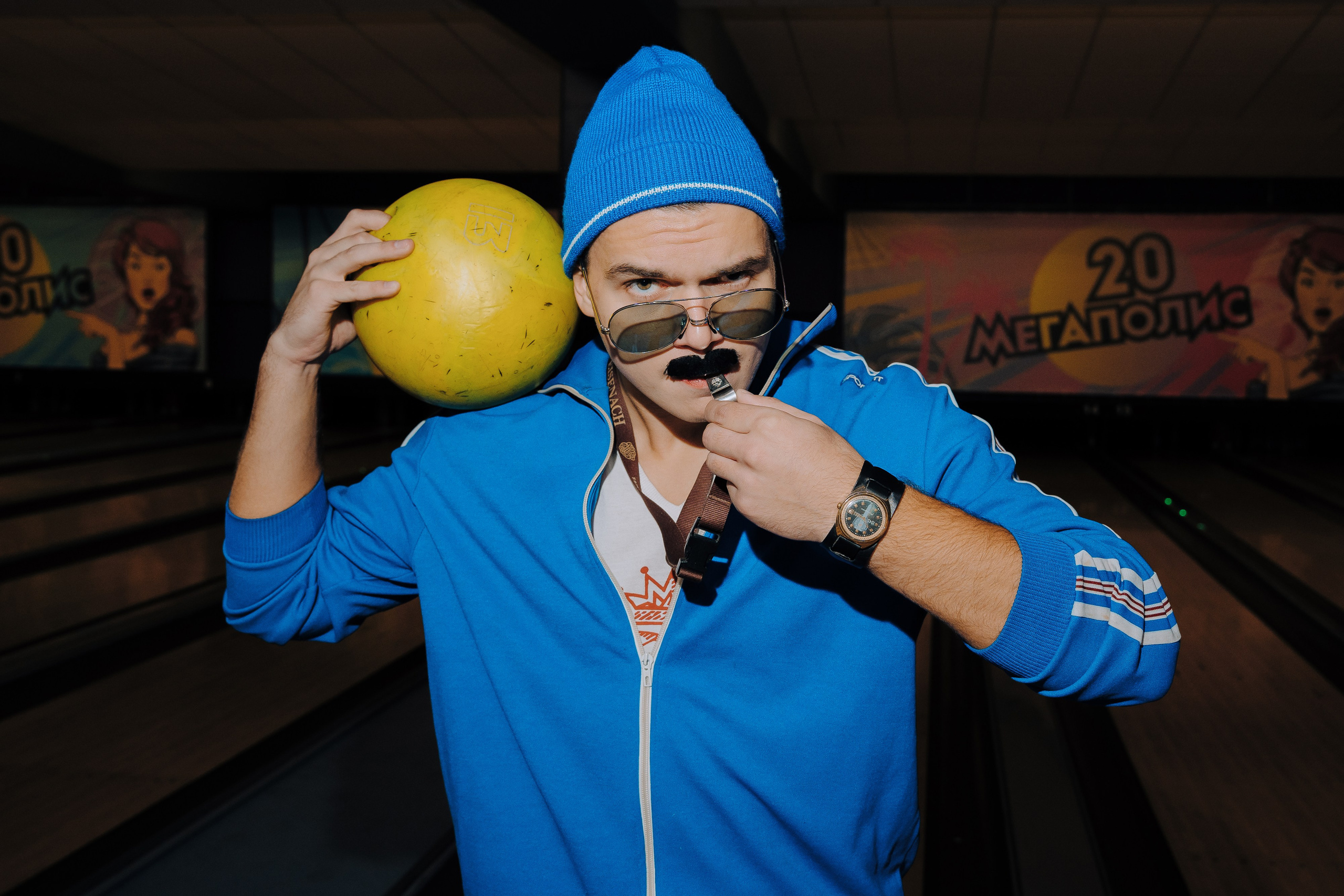 20 ЛЕТ МЕГАПОЛИС ЧЕЛЯБИНСК ХЕДЛАЙНЕР ЕЛКА. Репортажный фотограф Зуев Роман г. Челябинск