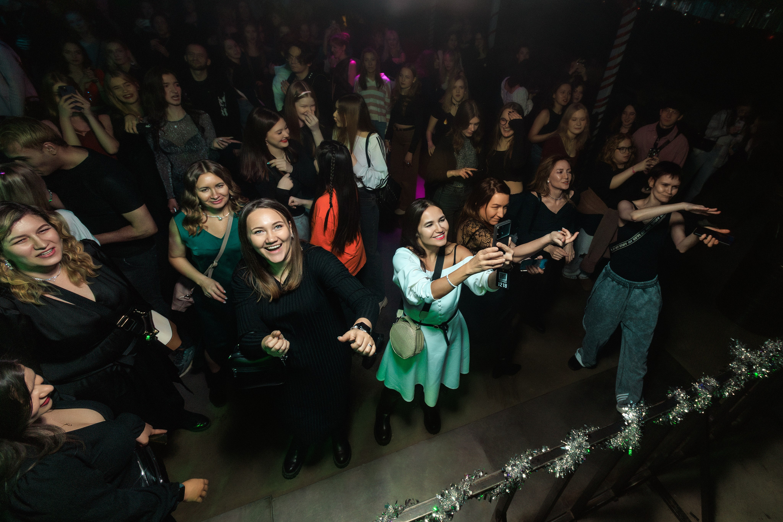 Девичник Winter Edition. Репортажный фотограф Екатеринбург | Яркий, качественный репортаж | Концерты, клубы, репортаж, праздники, корпоративы