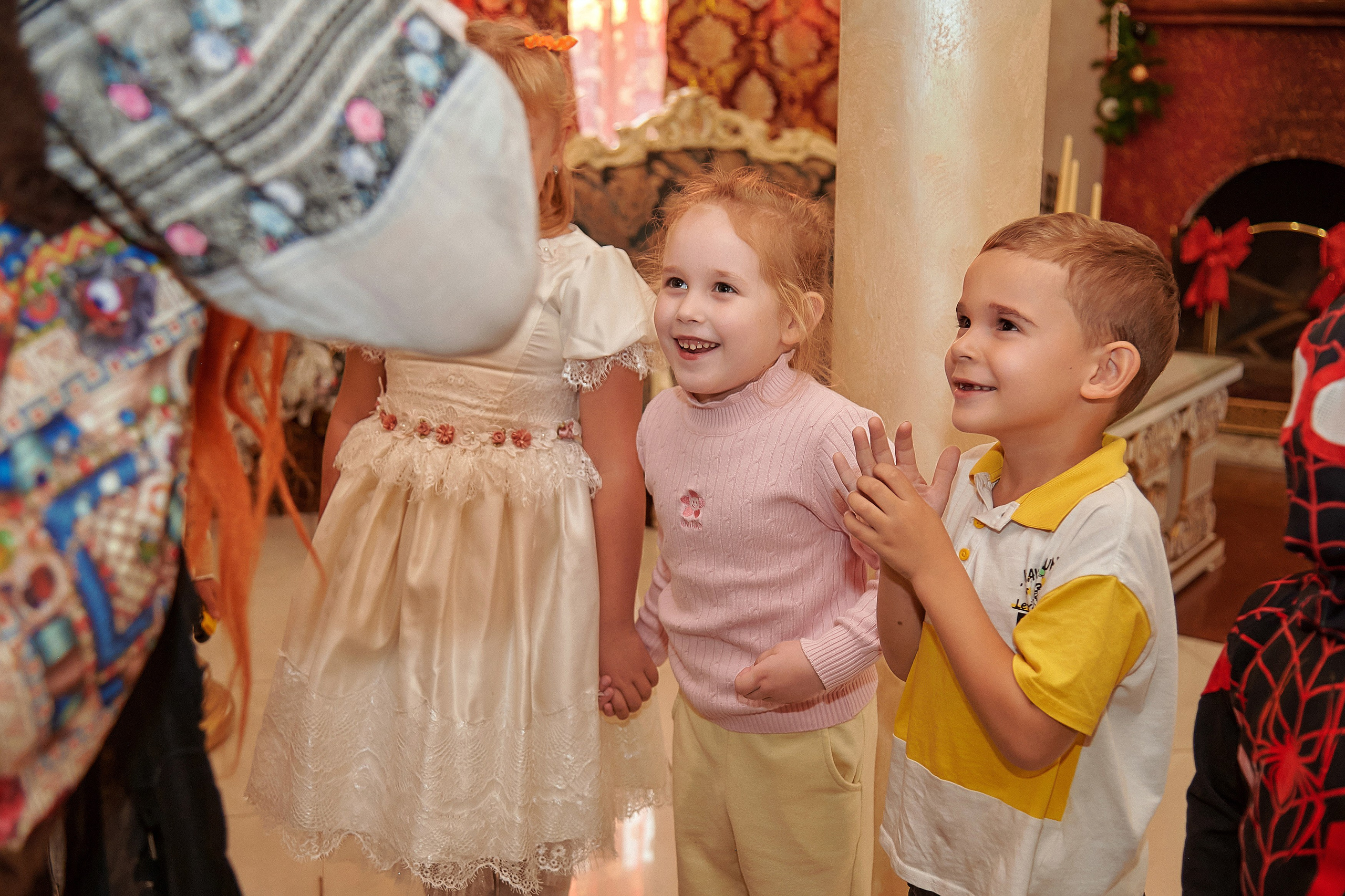 Портфолио репортажной фотосъёмки: Звёздный Дом Деда Мороза. Фотограф Яковлев Роман — Красноярск