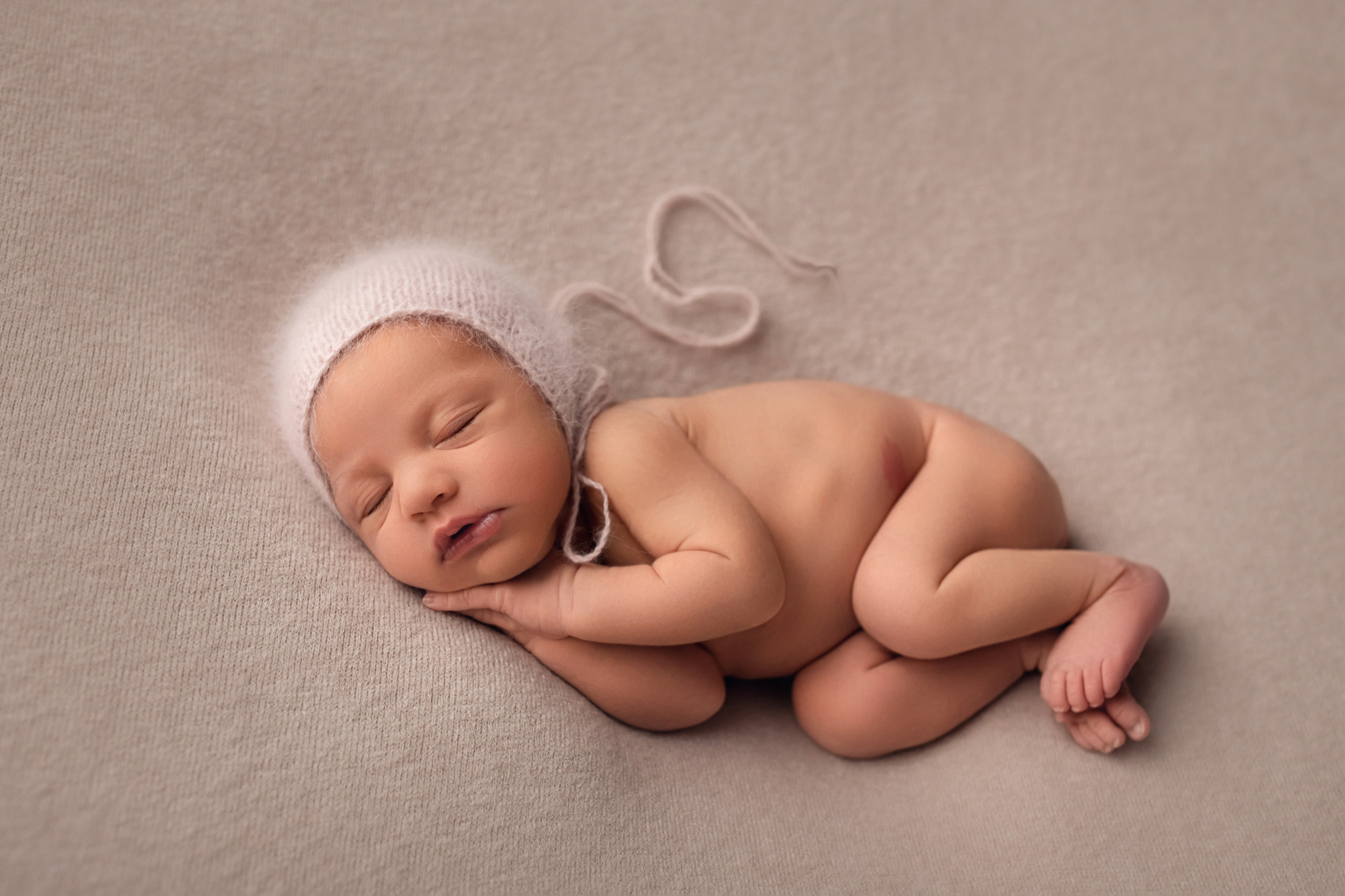 Фотосъемка новорожденных (ньюборн) детей в г. Ярославль и Ярославская. Профессиональный фотограф Елена Красилина г.Ярославль, г. Рыбинск