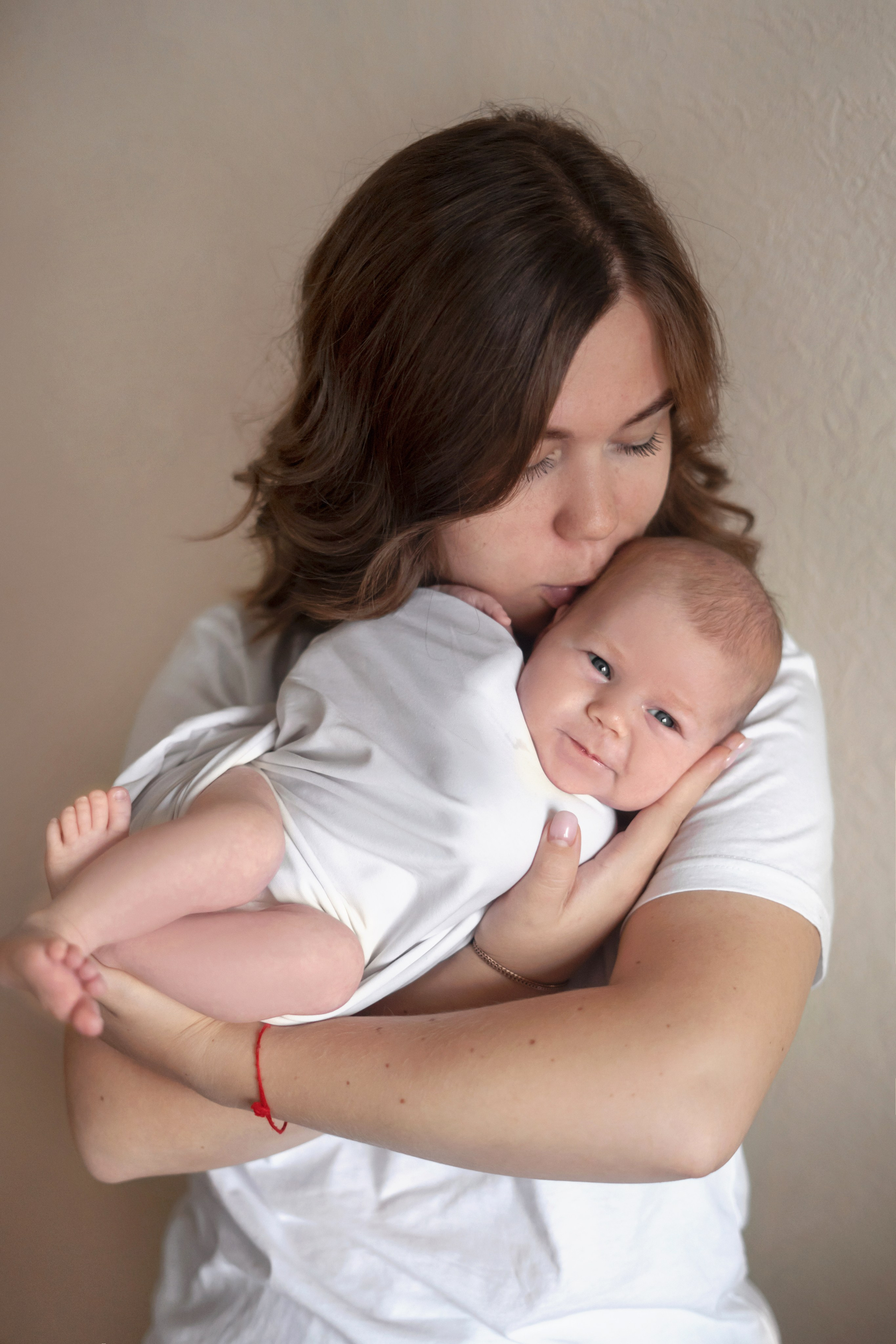 Фото с родителями. Мила Посвит Фотограф новорожденных в Тобольске