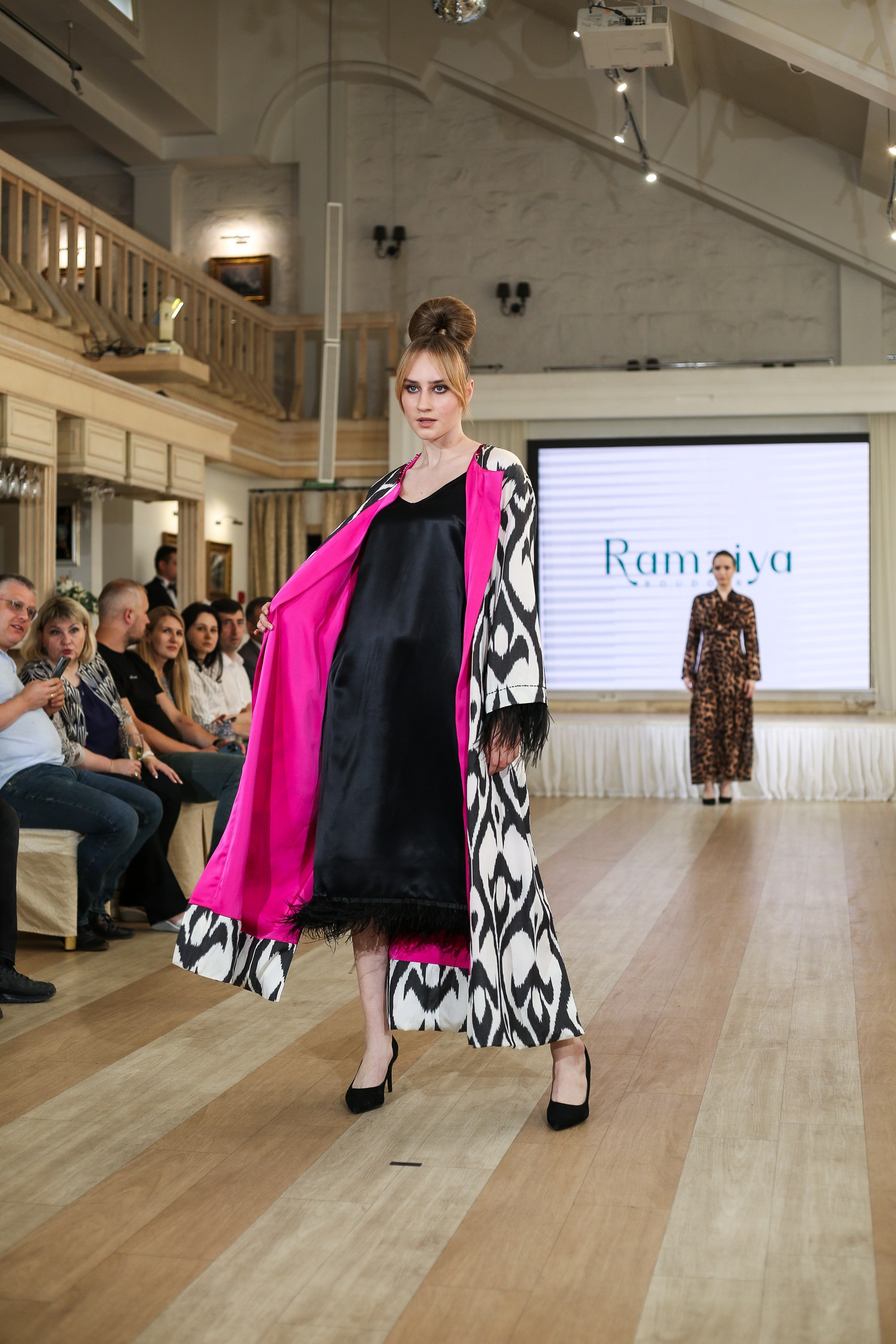 Модный показ в Paradise. Портретный и репортажный фотограф. Мыльников Илья