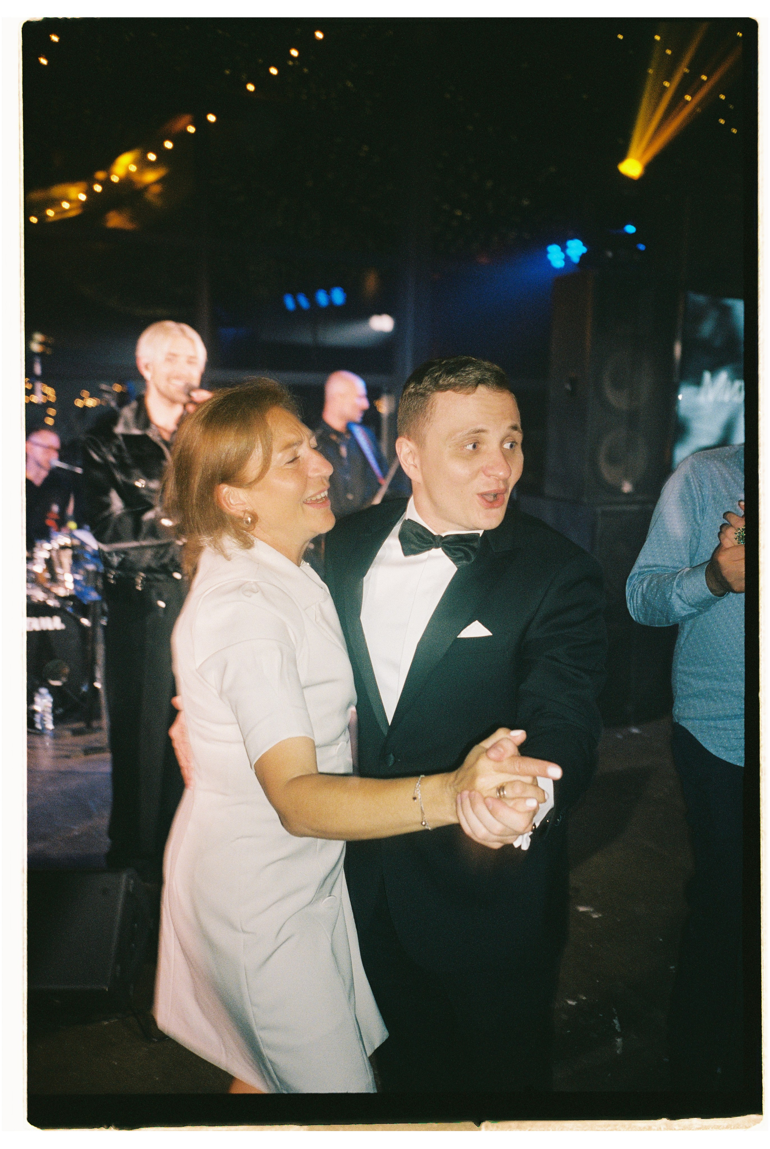 Film WD. Свадебный и репортажный фотограф