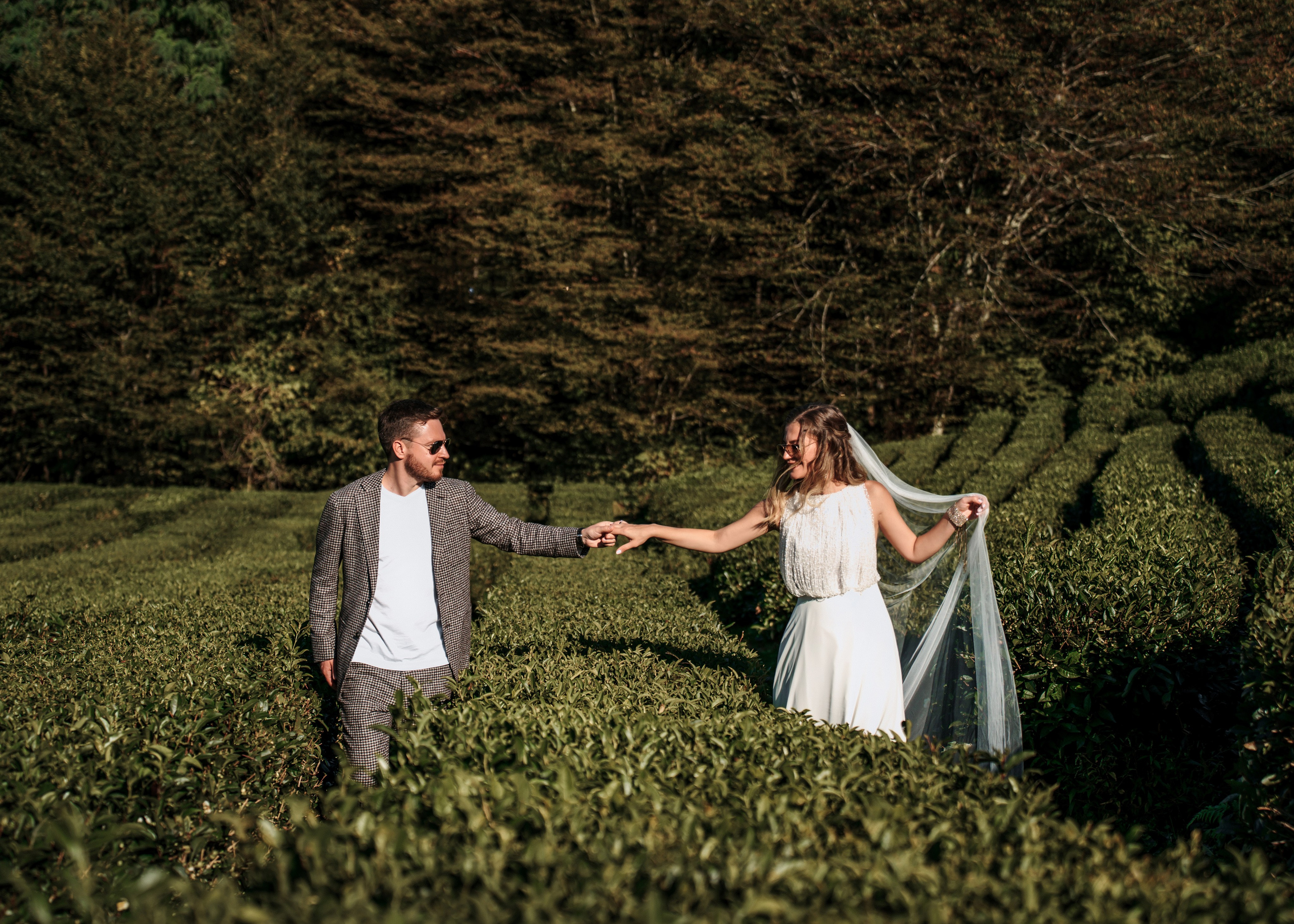 Место для фотосессии в Сочи, Адлере. Красивые свадебные фотосессии. Алина Бернд — свадебный и индивидуальный фотограф в Сочи и Адлере