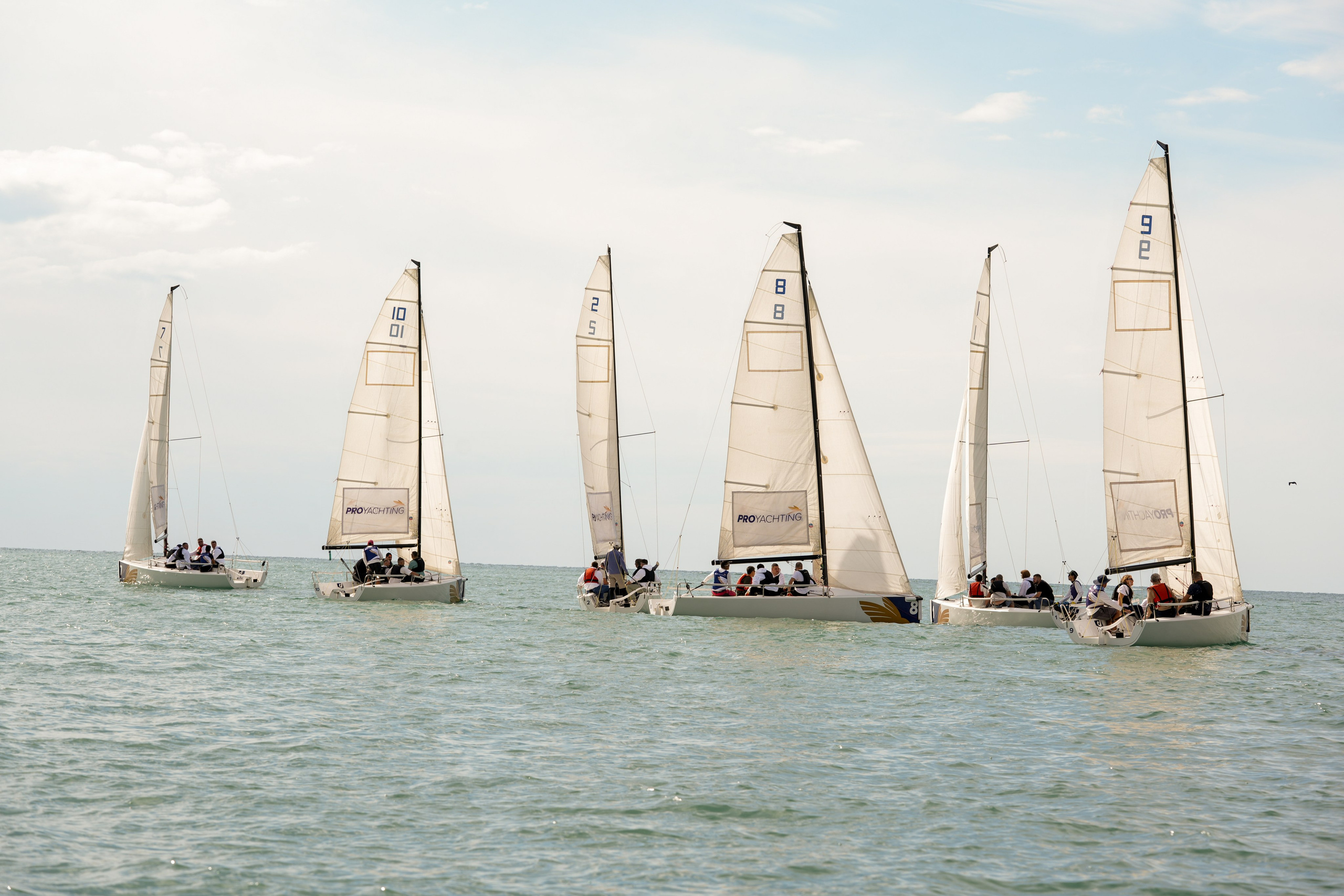 Яхтенная регата для компании Агрегатка. Репортажный фотограф в Красной Поляне и Сочи Павлюченко Екатерина