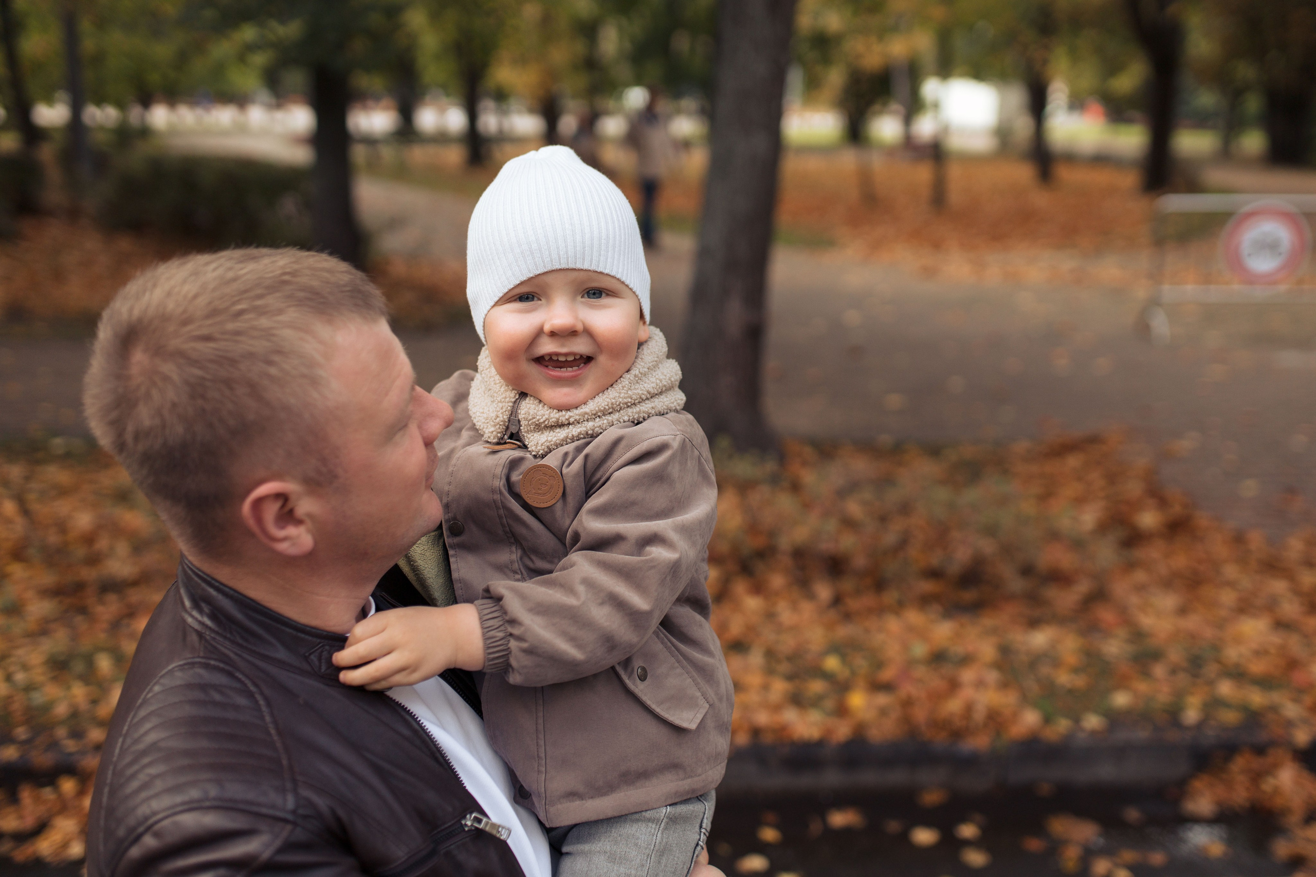 Семейная фотосессия в парке, прогулка по парку. Фотограф Валерия Горбунова Подольск Бутово Видное Щербинка