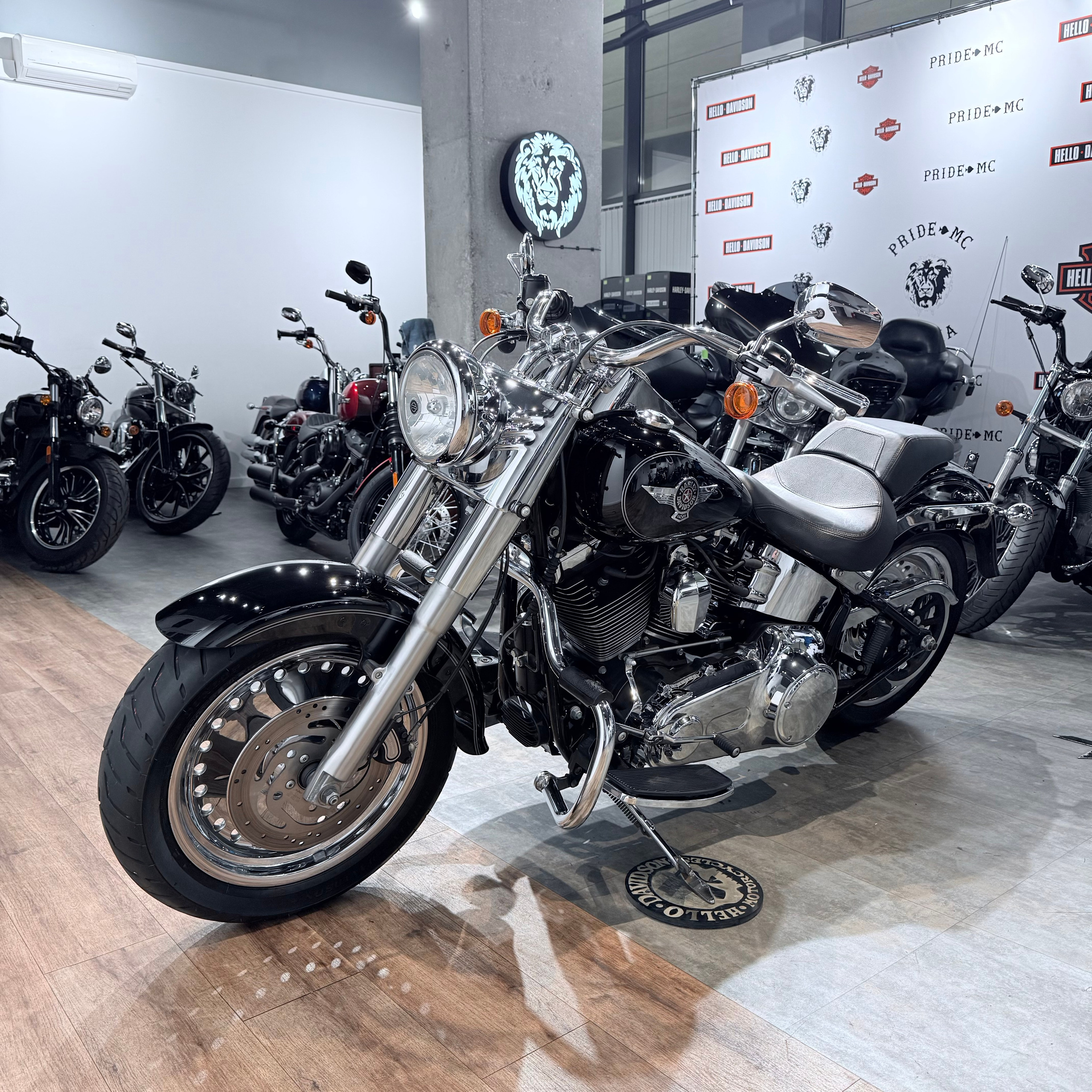 2014 Fat Boy АВS Vivid Вlаck Chromе Еdition. Hello Davidson, Москва. Только хорошие мотоциклы…