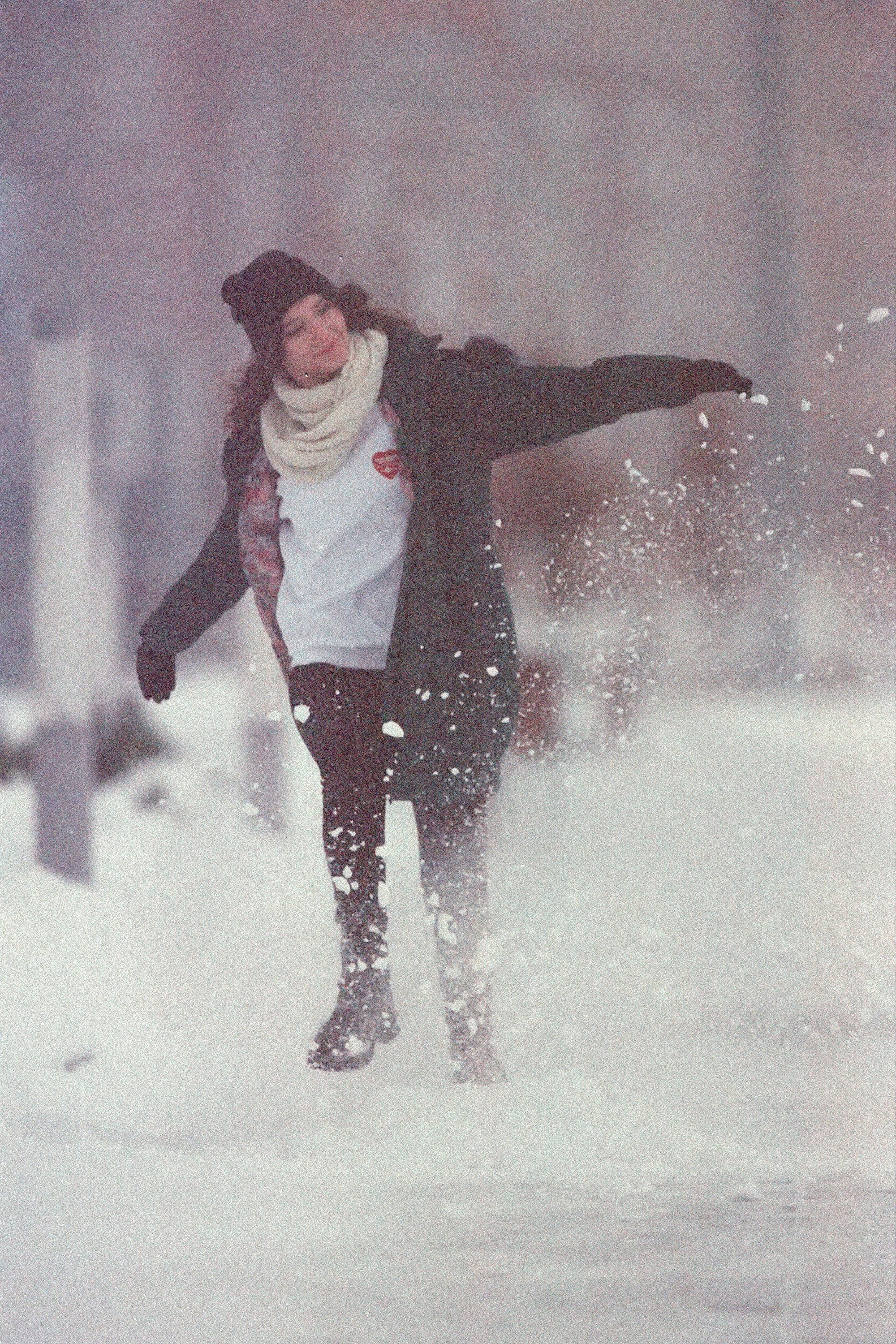 Fujifilm Eterna 500T expired Canon EOS 30 + Canon EF 300mm f/2.8 L IS USM