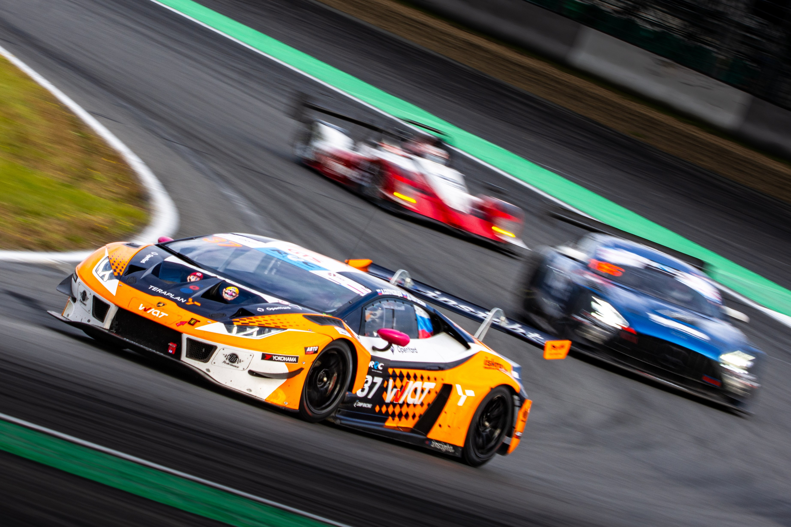 MRW — REC — 04.10.2025. AlexFecto — галереи фотографий