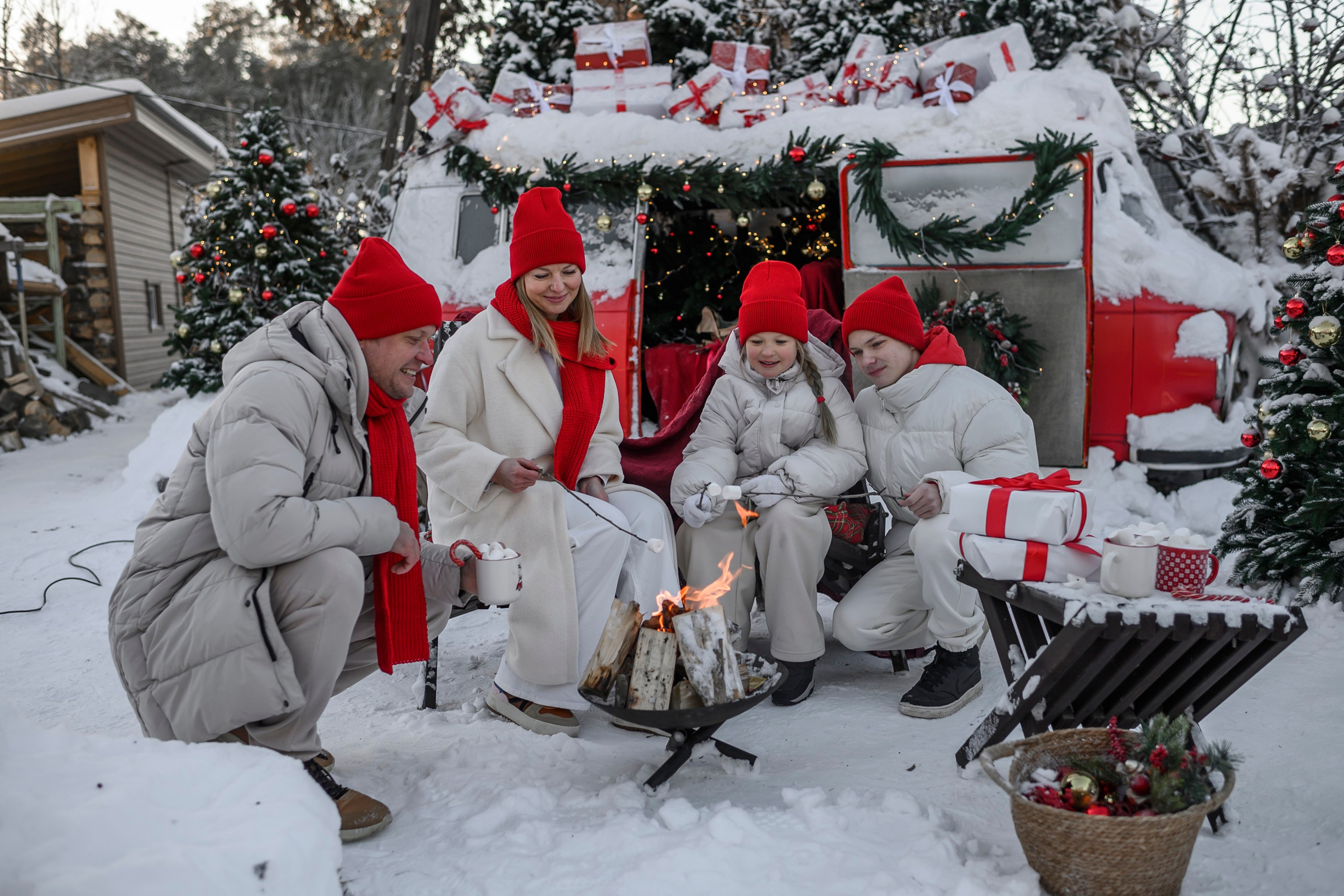 НОВОГОДНИЙ ФУРГОН. Семейный фотограф Екатеринбург Лора Мур