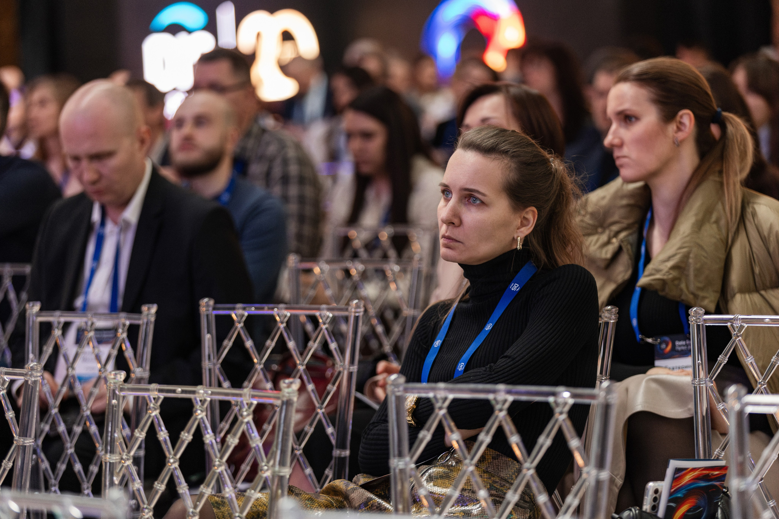 Data Summit 2025. Свадебный репортажный фотограф в Москве