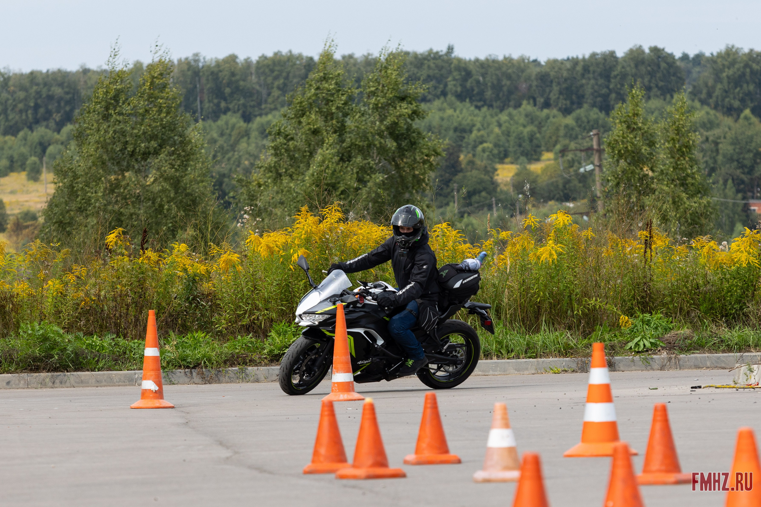 Мотоцунами. Фотограф Ольга Гирусова «Пантерочка» Москва