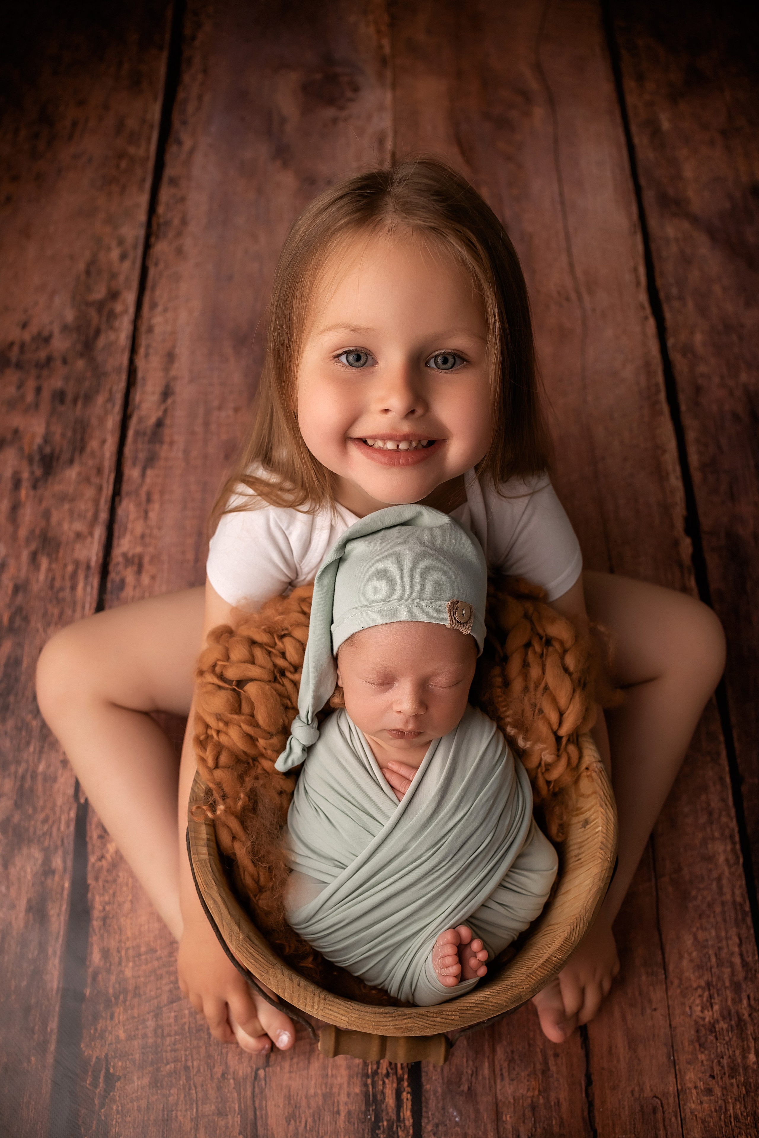 Новорождённые (в обмотках). Детский фотограф новорождённых в Минске Боровик Екатерина