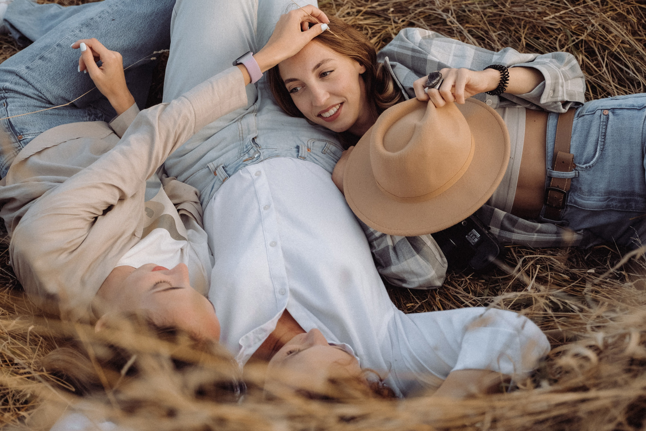 Ксюша и Алена с мамой. Семейный фотограф Москва