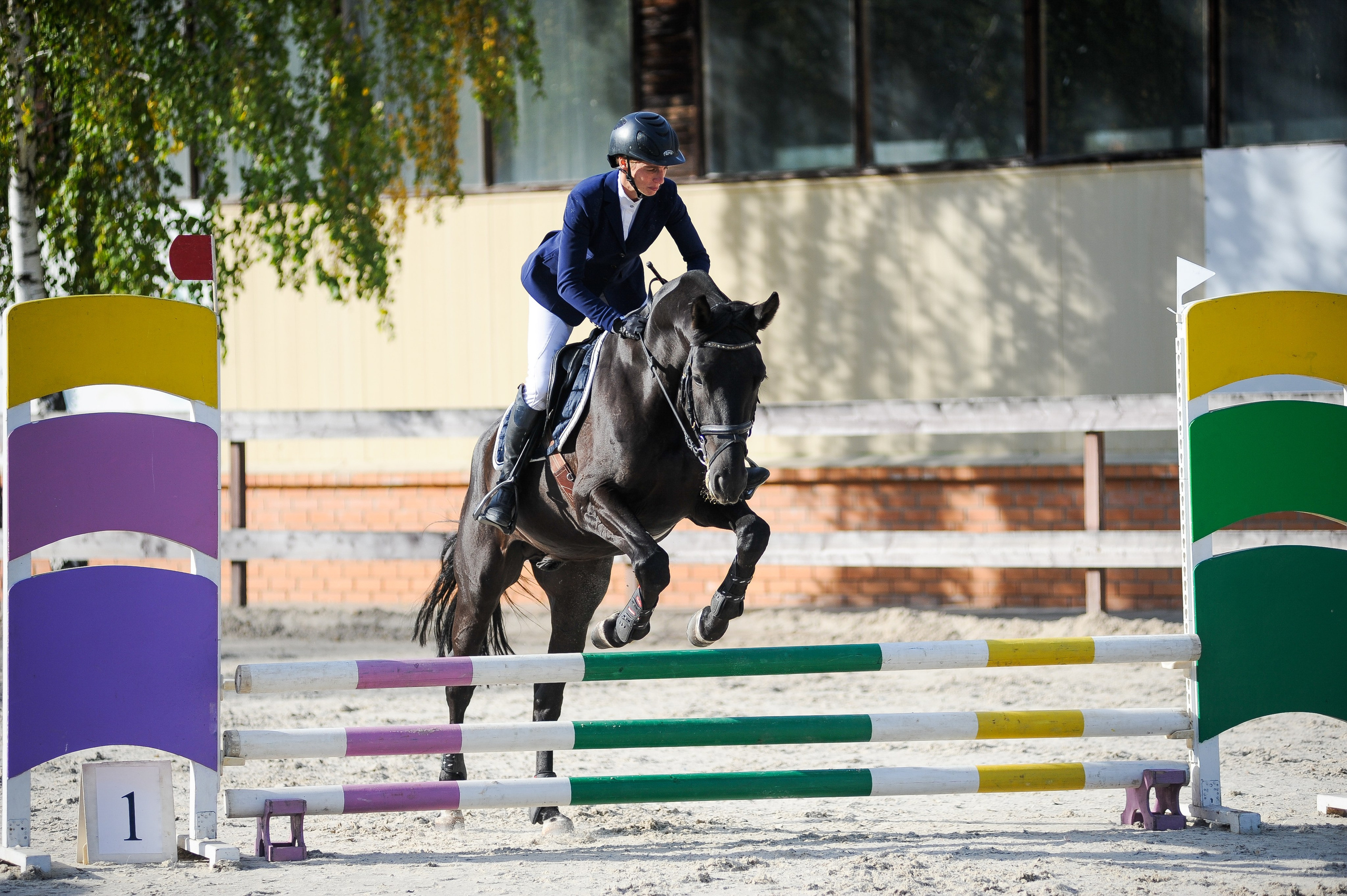 Конкур в конном клубе, репортаж Москва. Фотограф, визажист. Москва