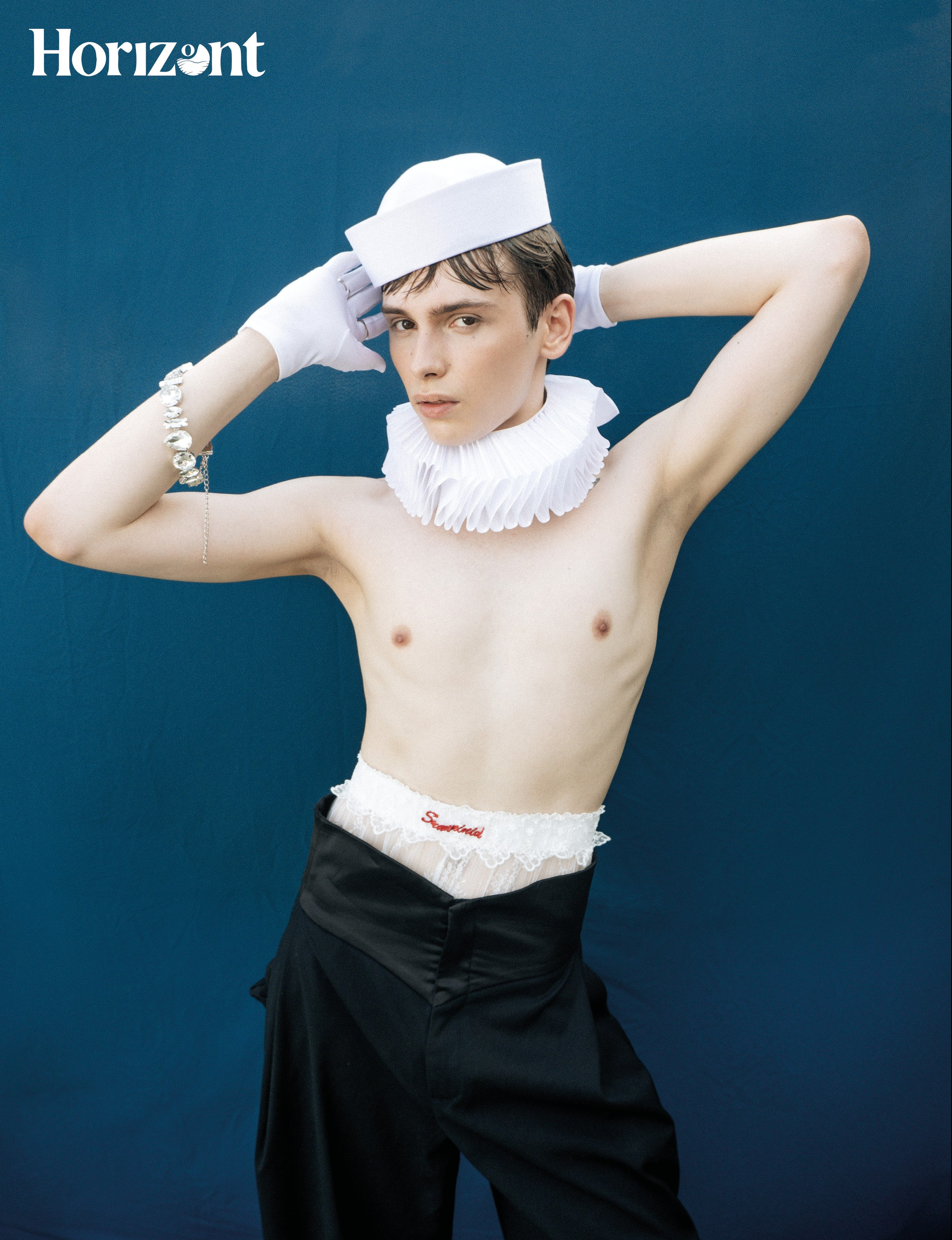 ALEX. Horizont ZIN | Bold fashion | Innovative art