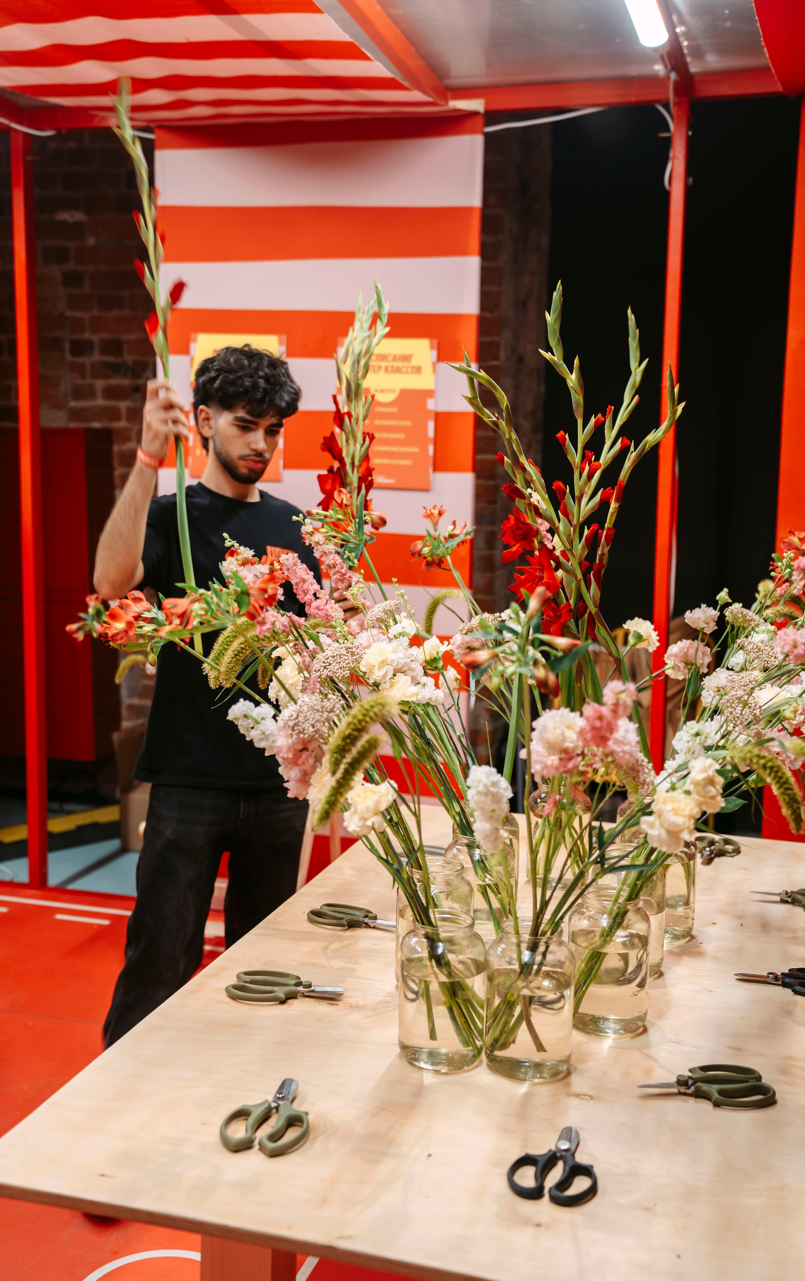 Маркет Маркета. Петербург / 2025. Саша Копылов, фотограф в Казани