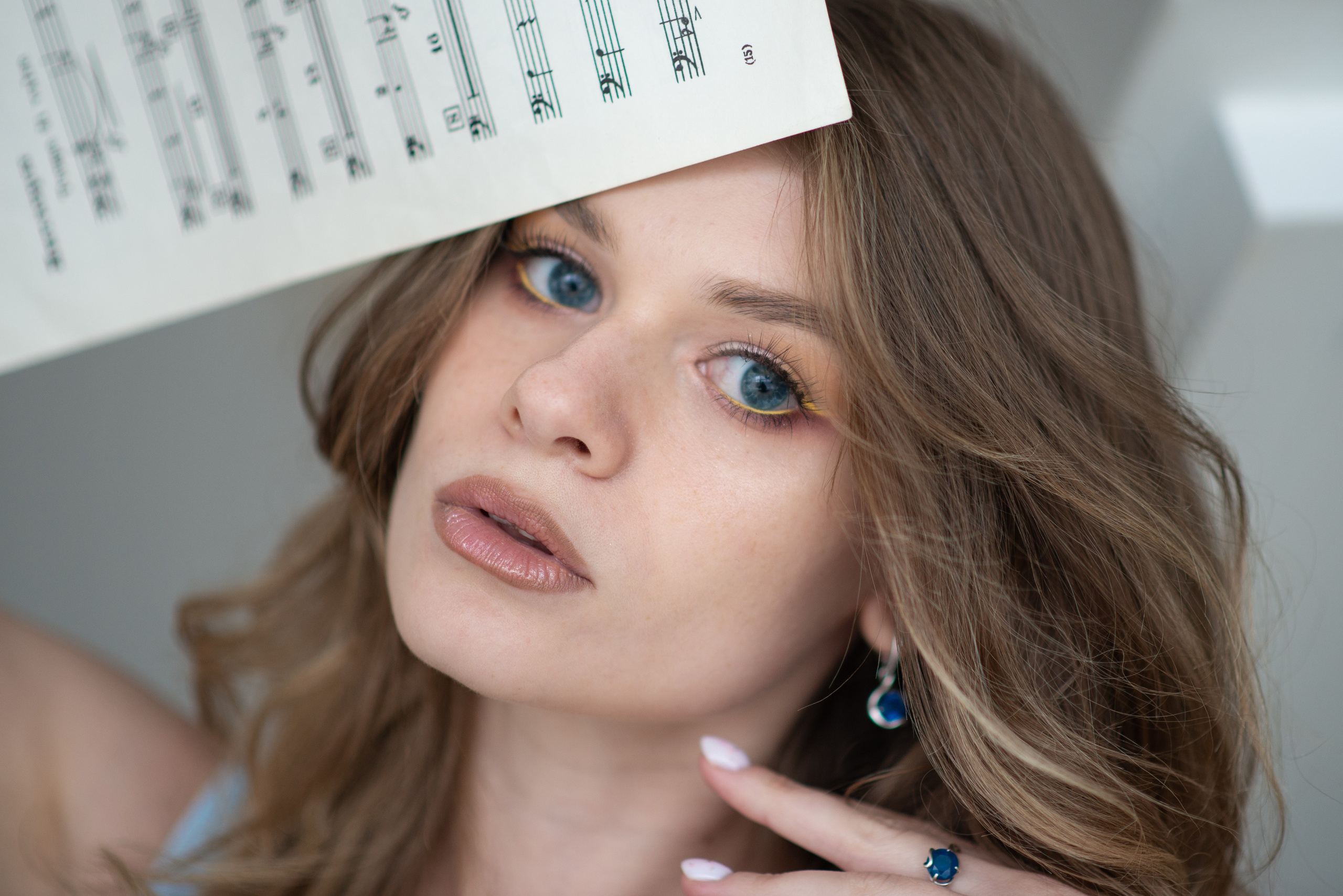 Индивидуальная студийная фотосъёмка. Организация и проведение фотосъемок в Санкт-Петербурге. Фотограф Смирягин Илья