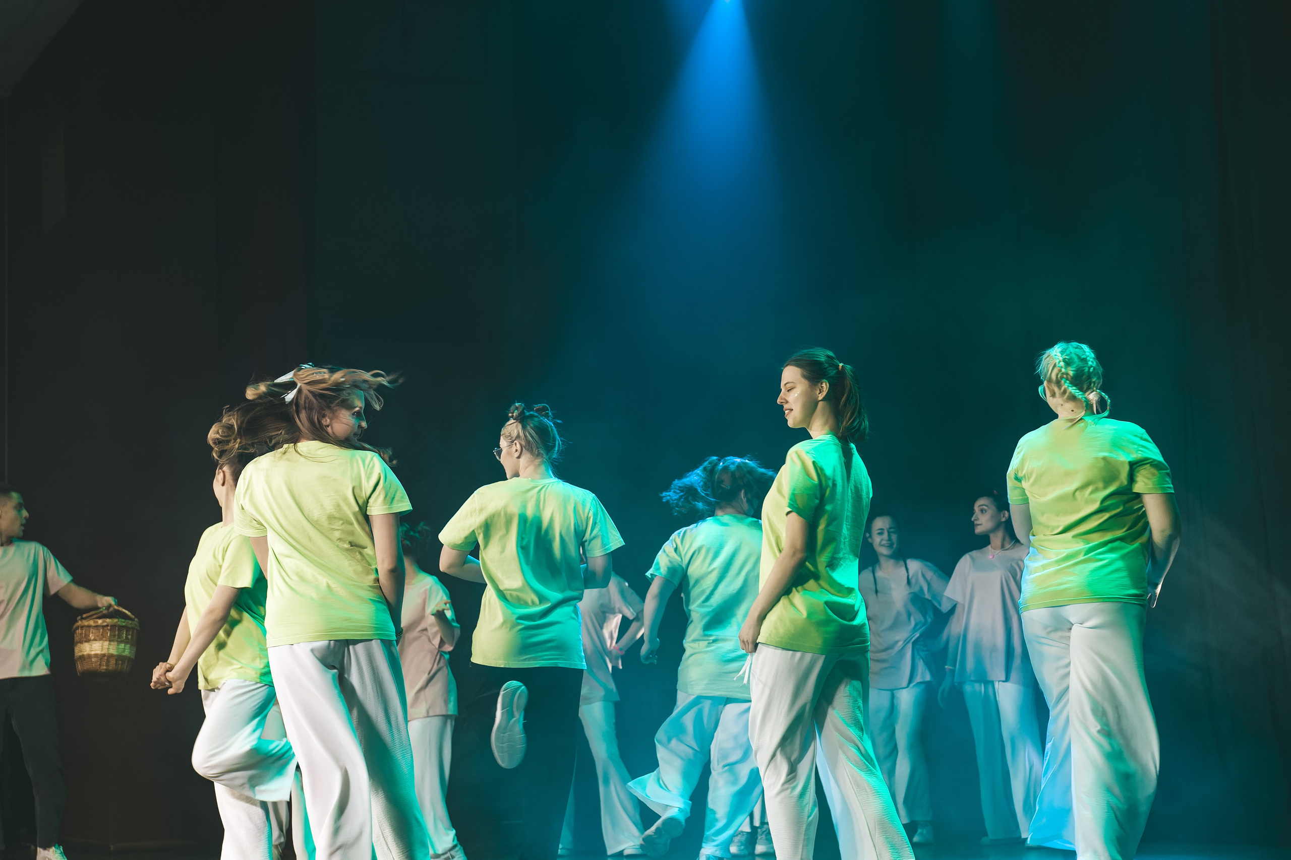 СмолГУ — Зеленое Яблоко — 2023. Танец. KiPPER Gallery — Фотограф