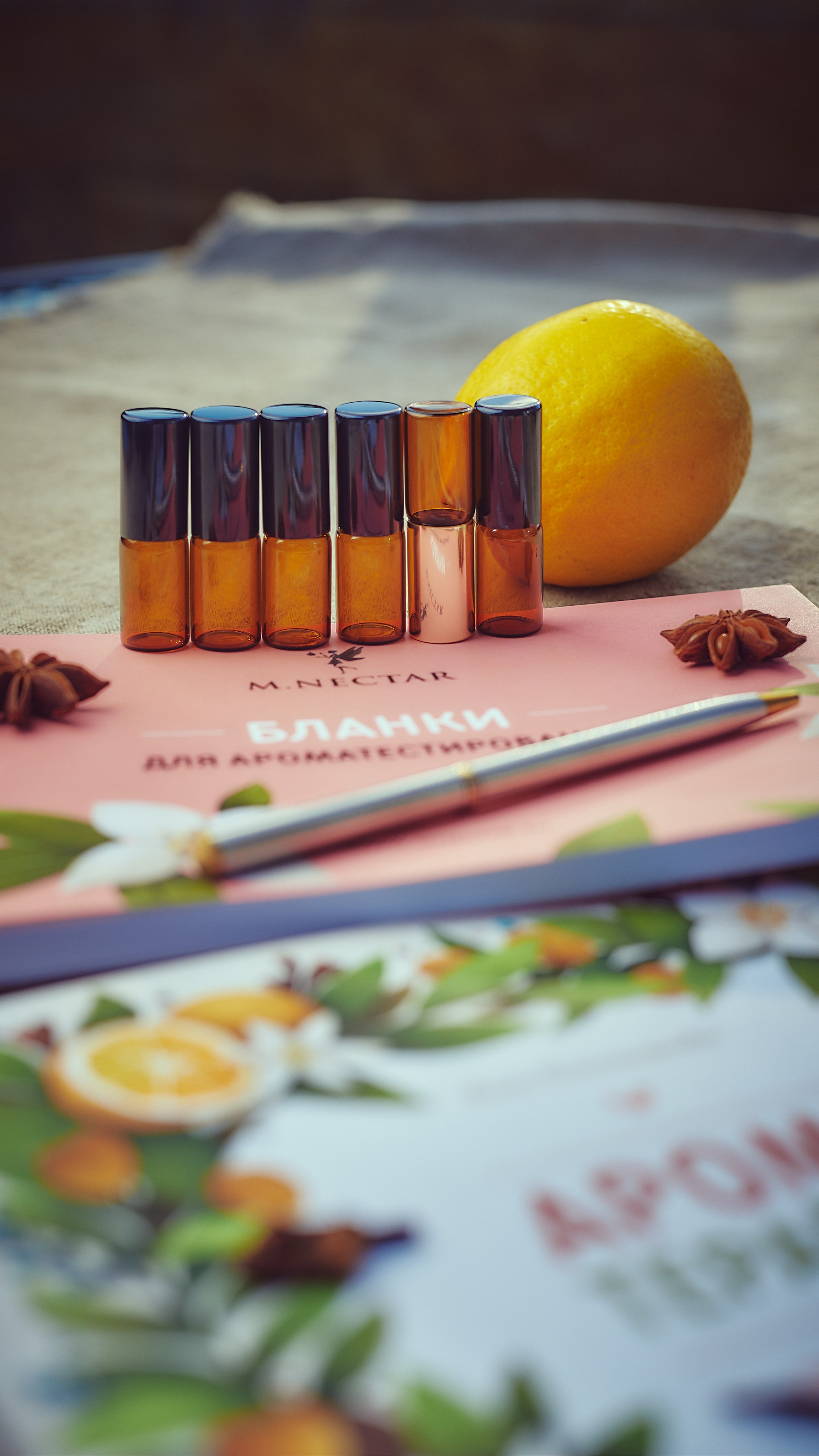 Рекламные фото вашего товара или услуги.