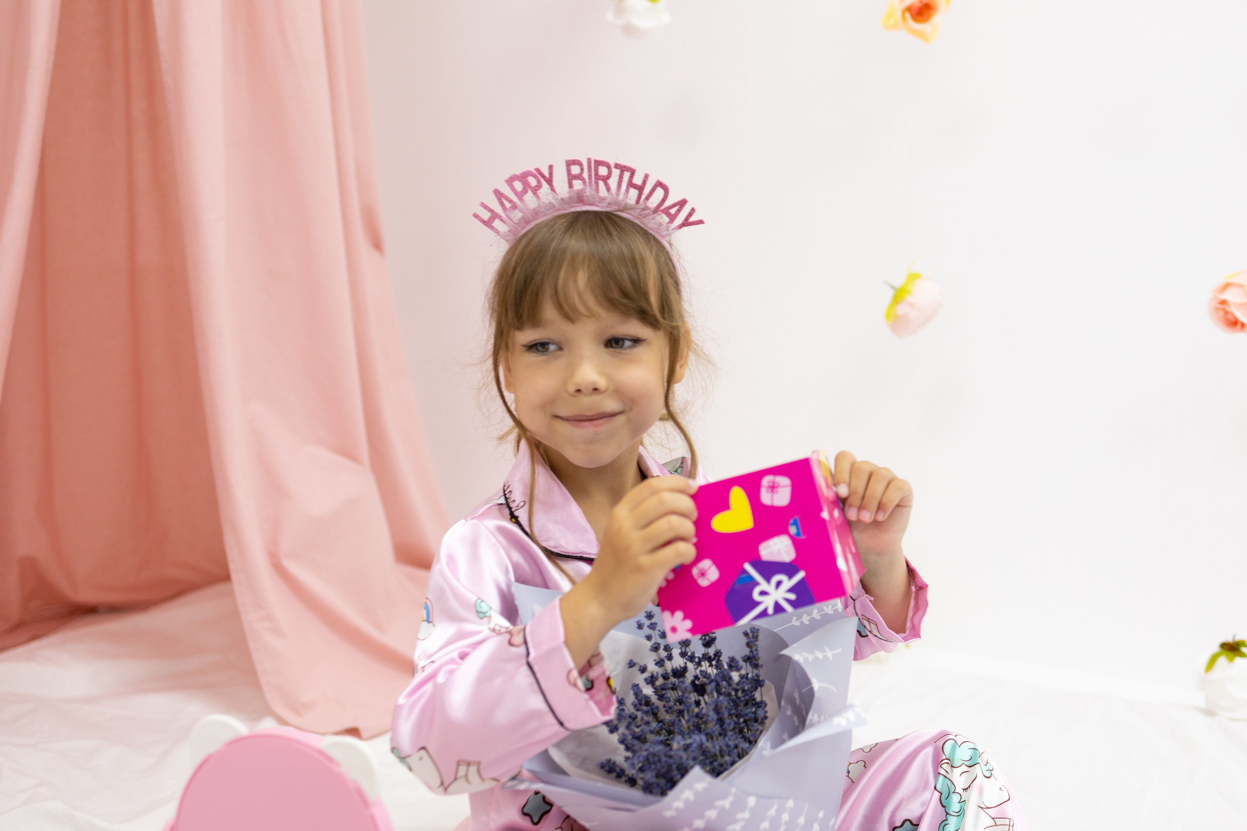Ксюшенька, 6 лет, с визажистом. Фотограф новорожденных в Нижнем Новгороде Надежда Кадылкина