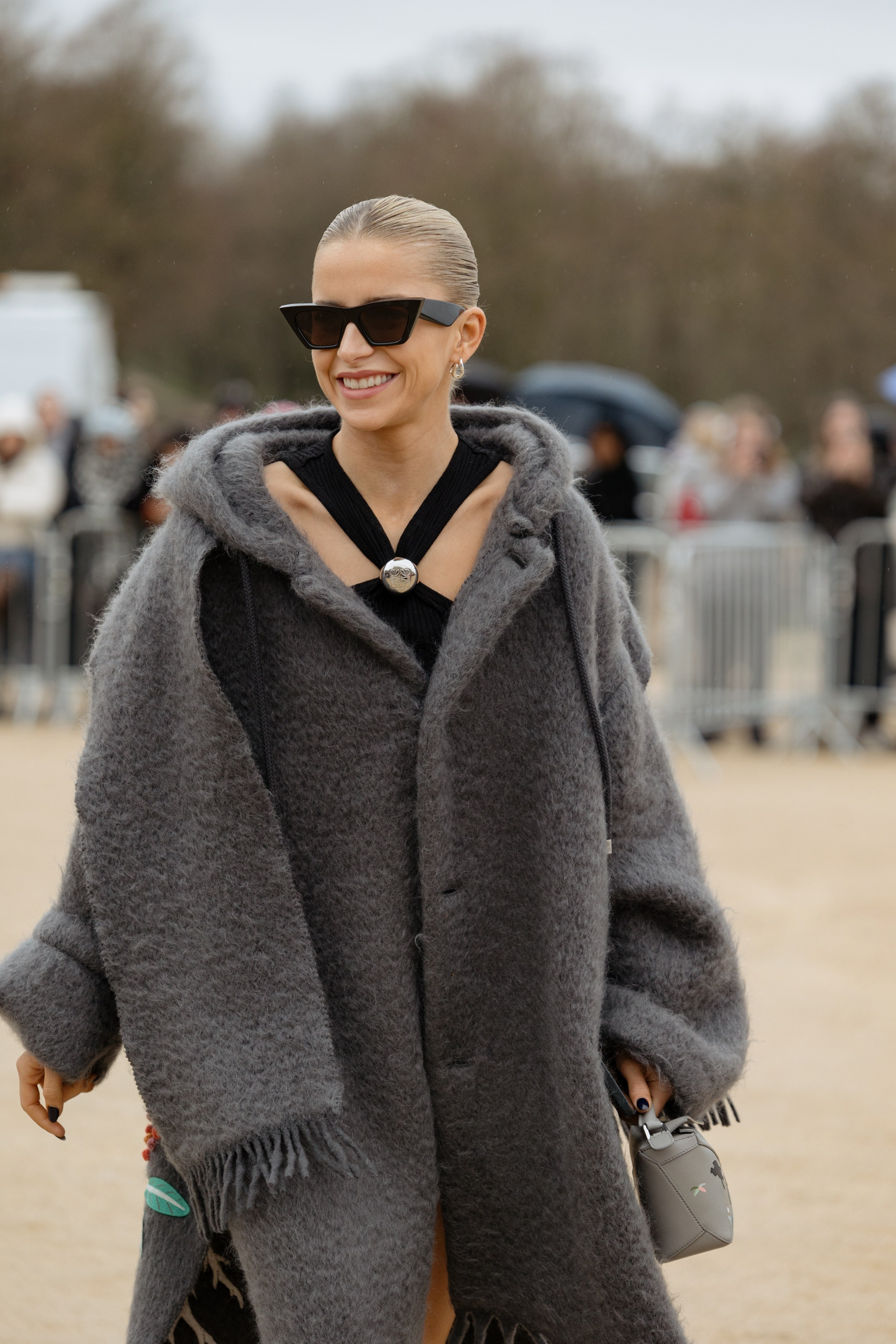 LOEWE PFW WOMENSWEAR FALL-WINTER 24/25. Photographer in Milan Ivan Goncharov